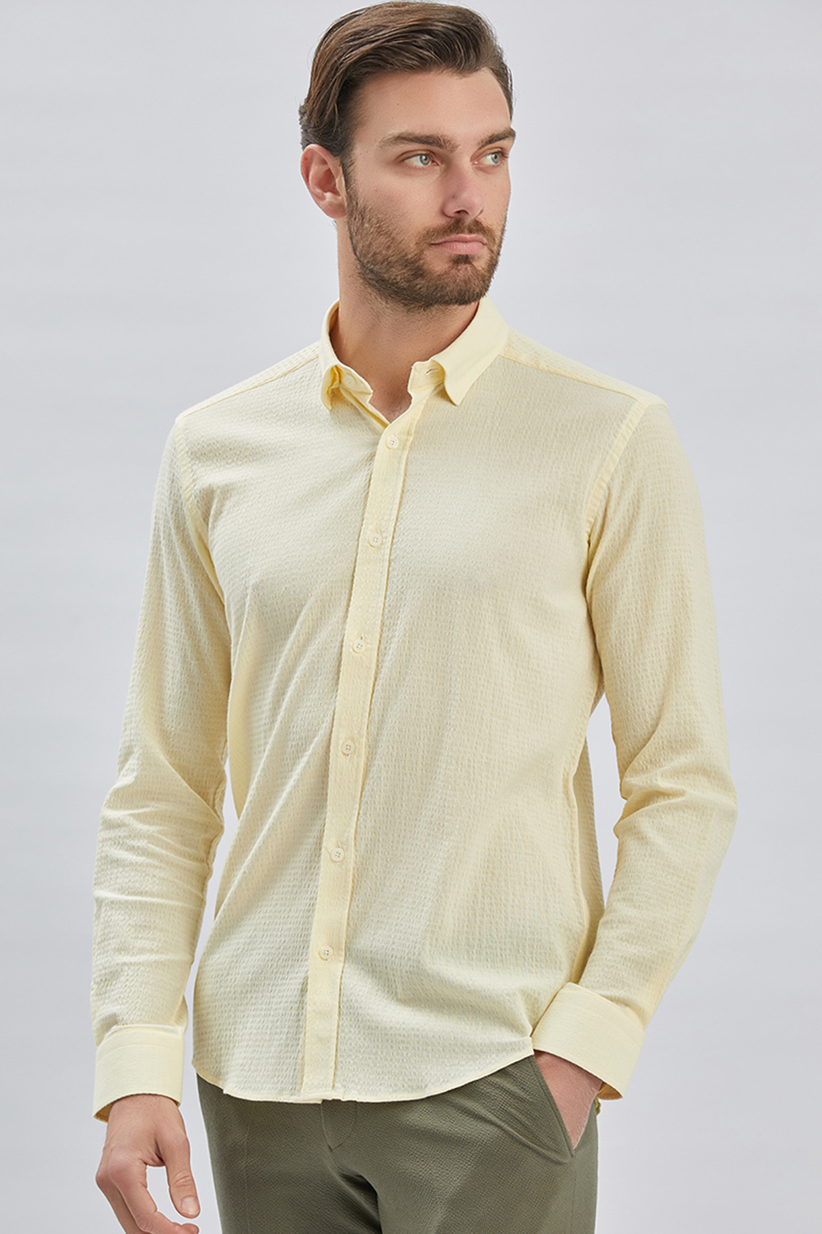 Sarı Uzun Kollu Biritli Yaka Biyeli Pamuklu Likralı Casual Slim Fit Gömlek 1004240232