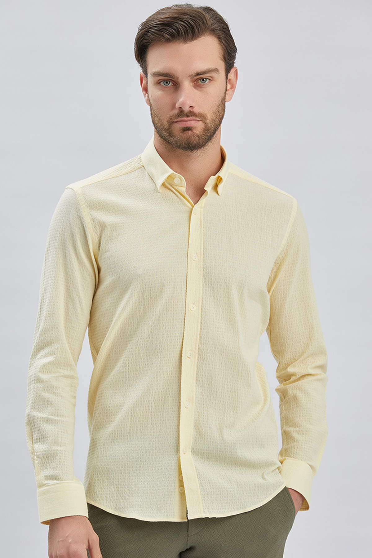 Sarı Uzun Kollu Biritli Yaka Biyeli Pamuklu Likralı Casual Slim Fit Gömlek 1004240232