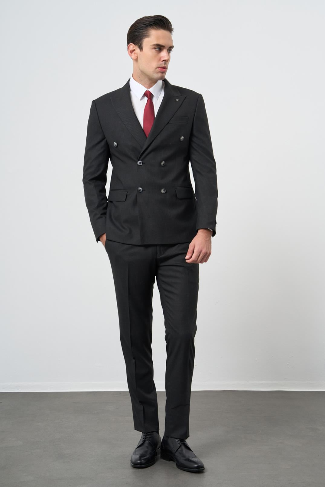 Siyah Bez Ayağı Kılıç Yaka Tam Astar Esnek 6 Drop Slim Fit Kruvaze Takım Elbise 1001245173