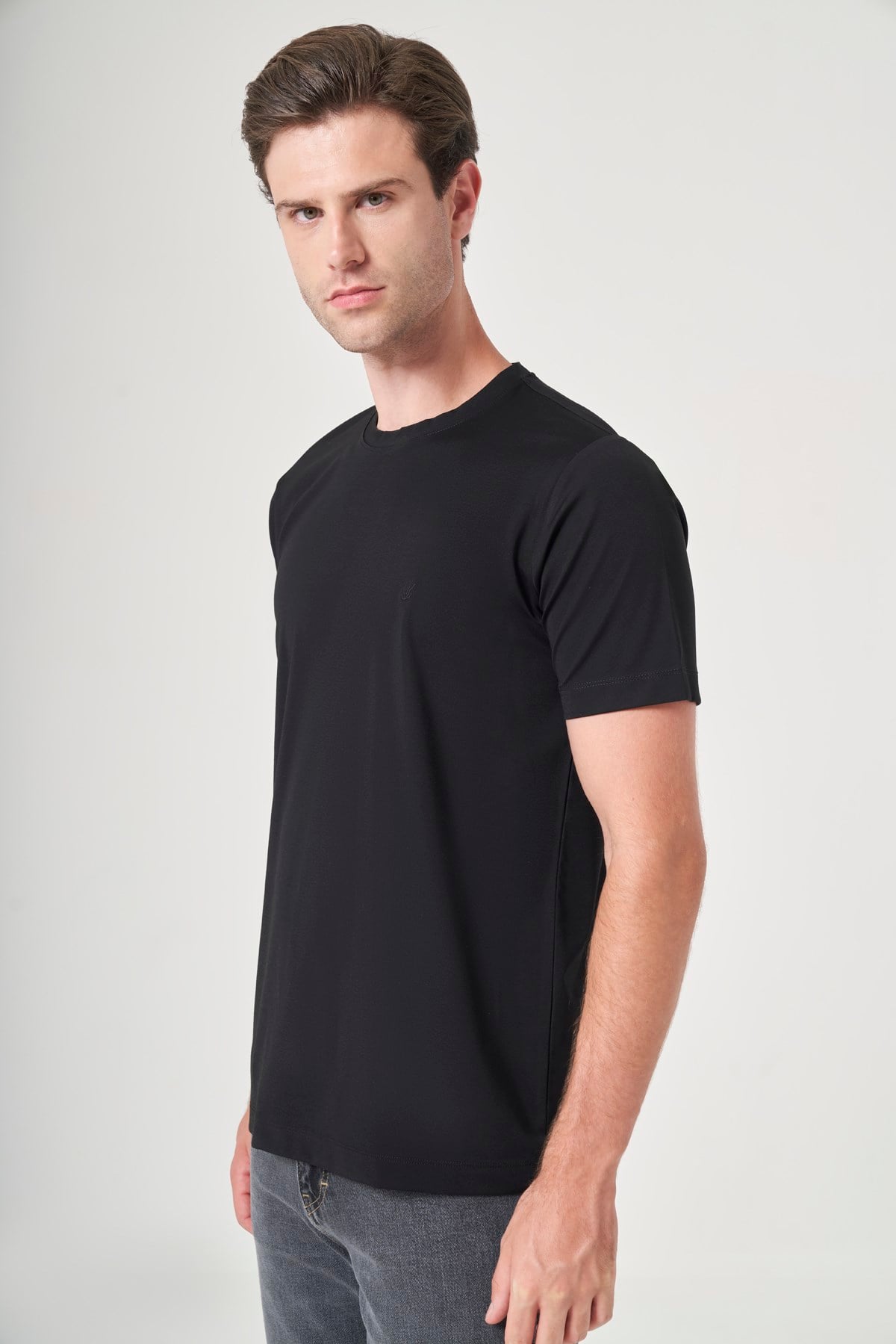 SiyahBisiklet Yaka Kısa Kol Örme Slim Fit Esnek Basic Tişört 1011260184