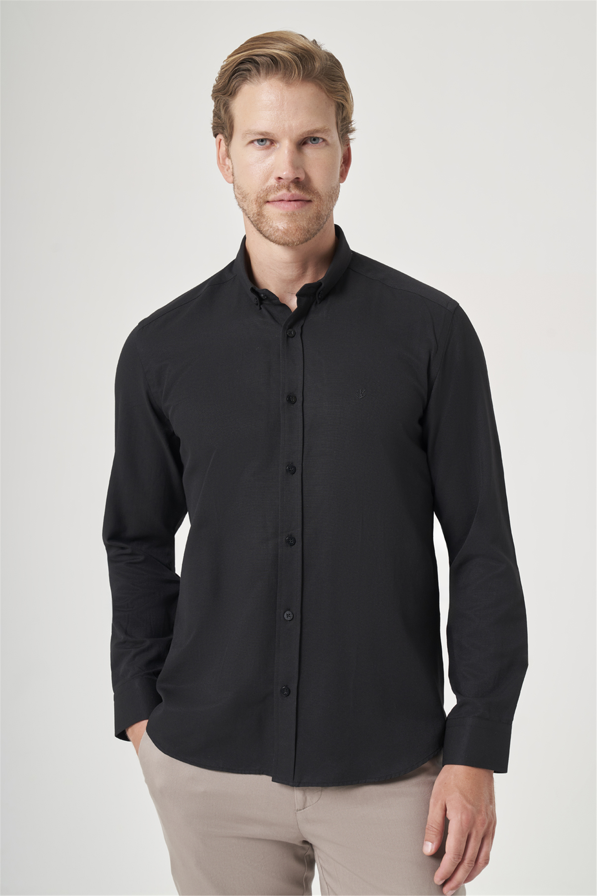 Siyah Düğmeli Yaka Oxford Slim Fit Pamuklu Gömlek 1004265284