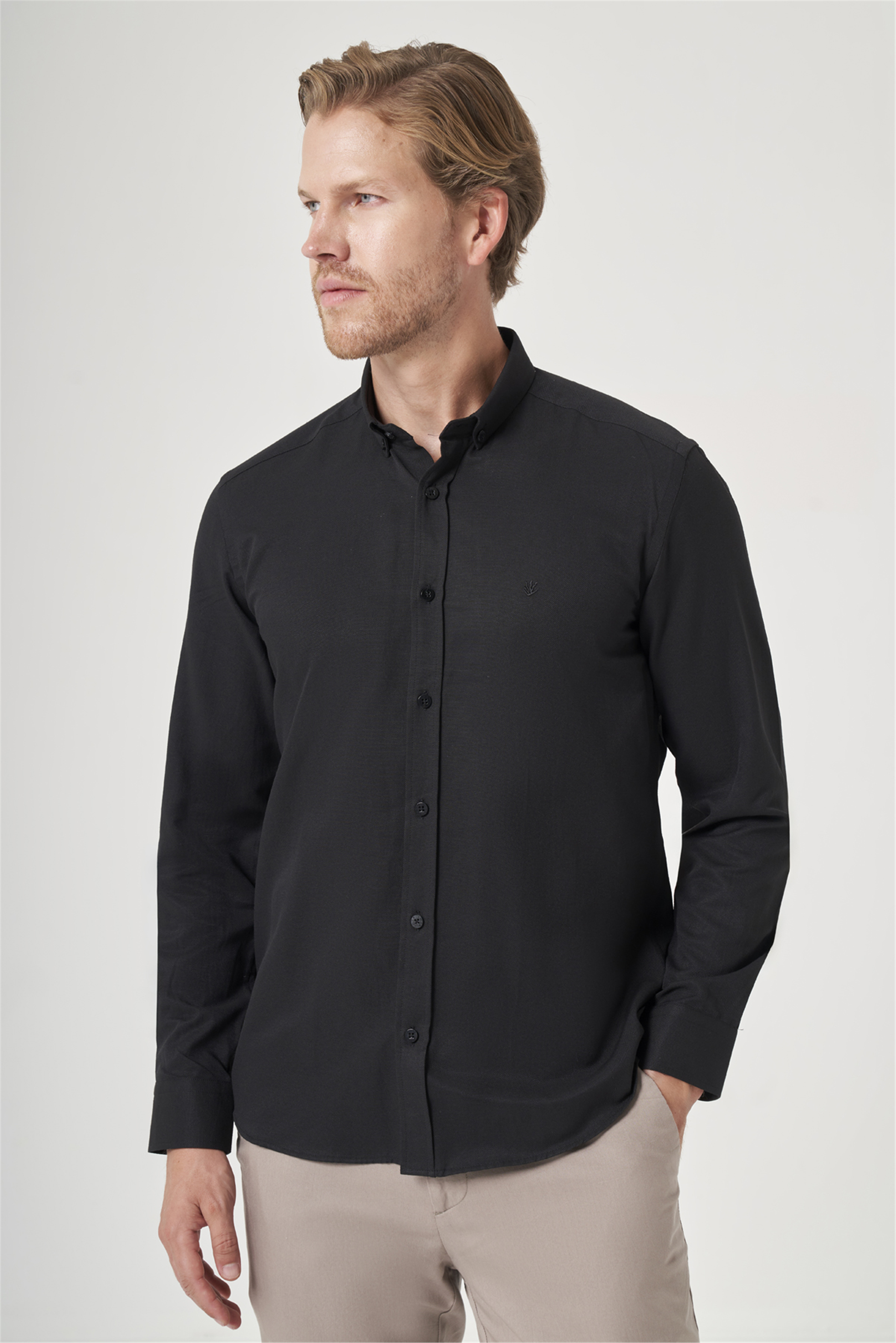 Siyah Düğmeli Yaka Oxford Slim Fit Pamuklu Gömlek 1004265284