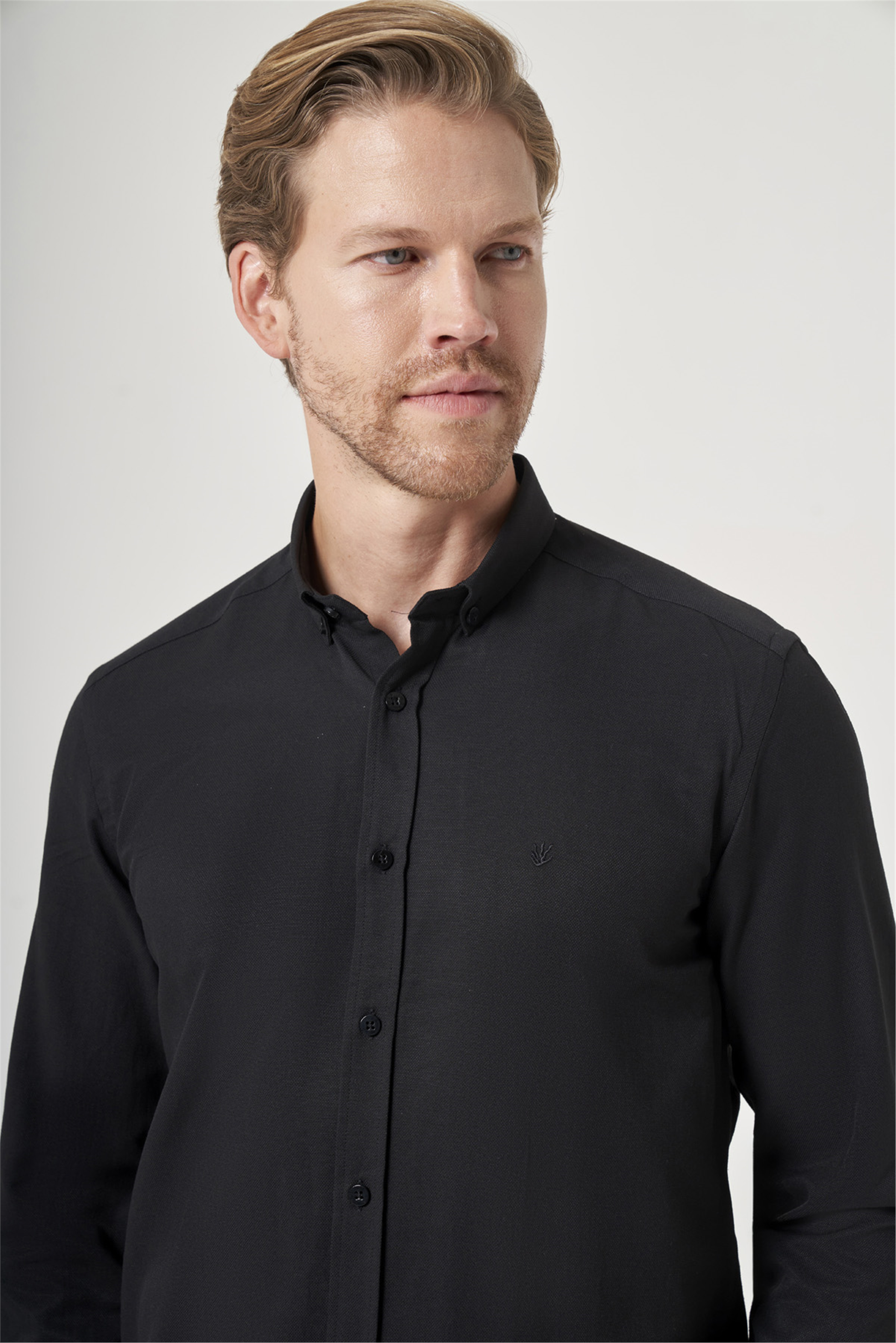 Siyah Düğmeli Yaka Oxford Slim Fit Pamuklu Gömlek 1004265284