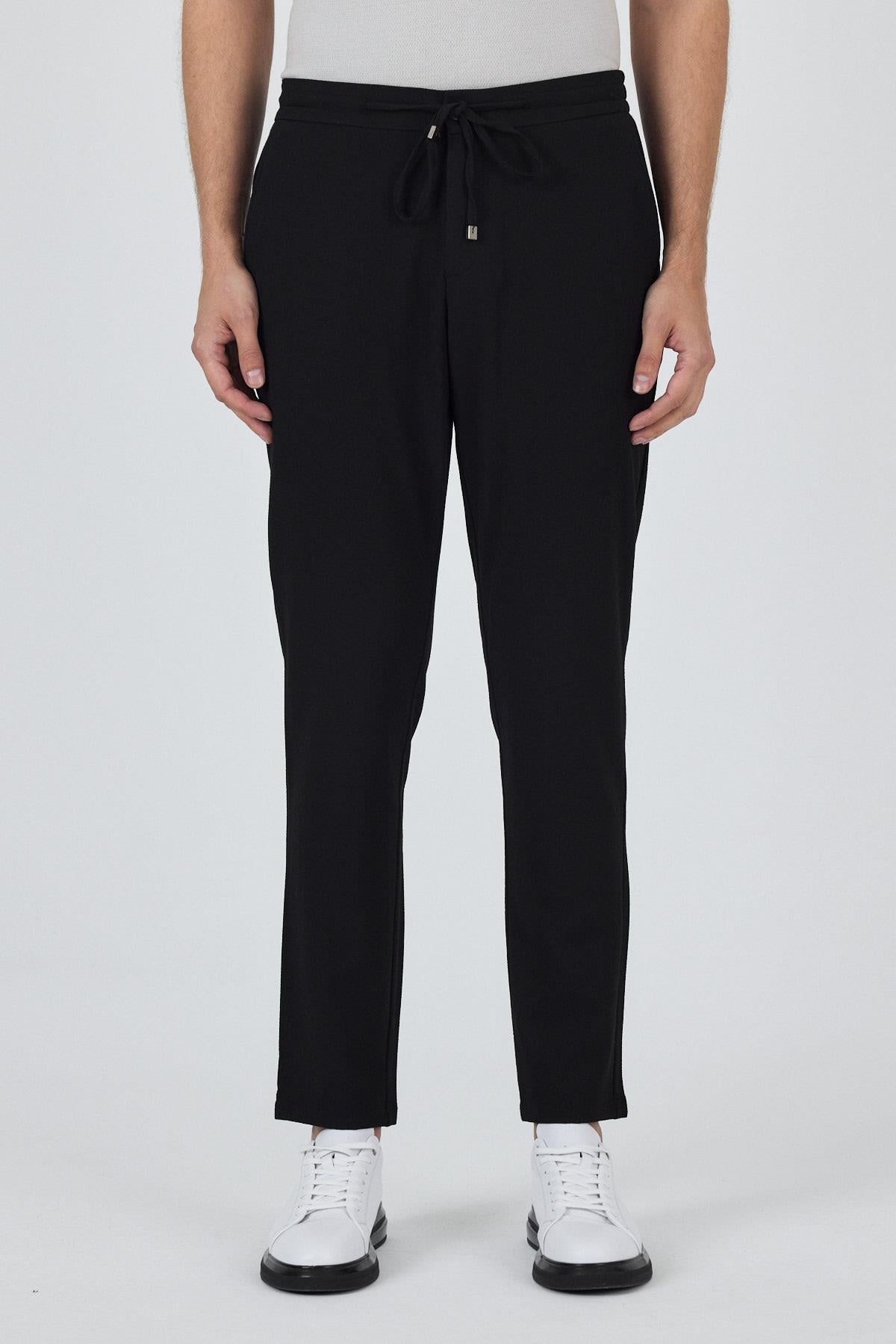 Siyah Esnek Lastikli Yandan Cepli Casual Comfort Fit Jogger Pantolon 1003250210