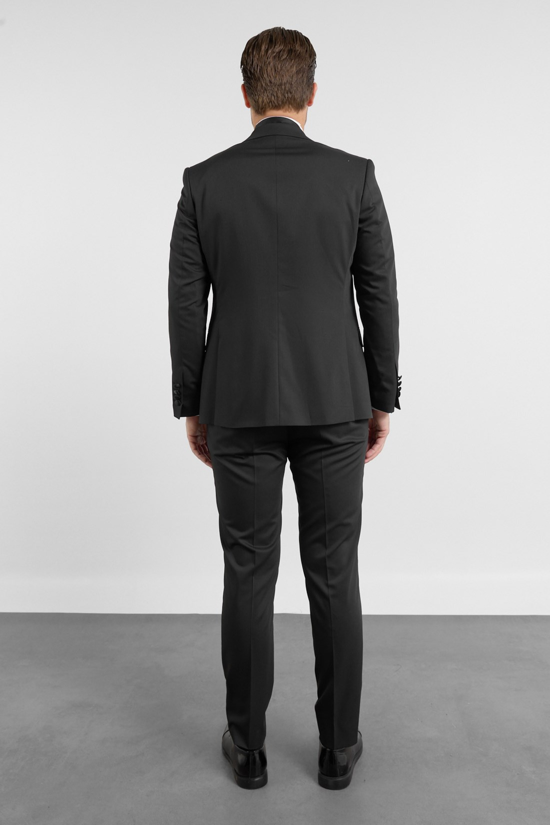 Siyah Kılıç Yaka Düz Desen 6 Drop Slim Fit Esnek Yelekli Takım Elbise 1001260287
