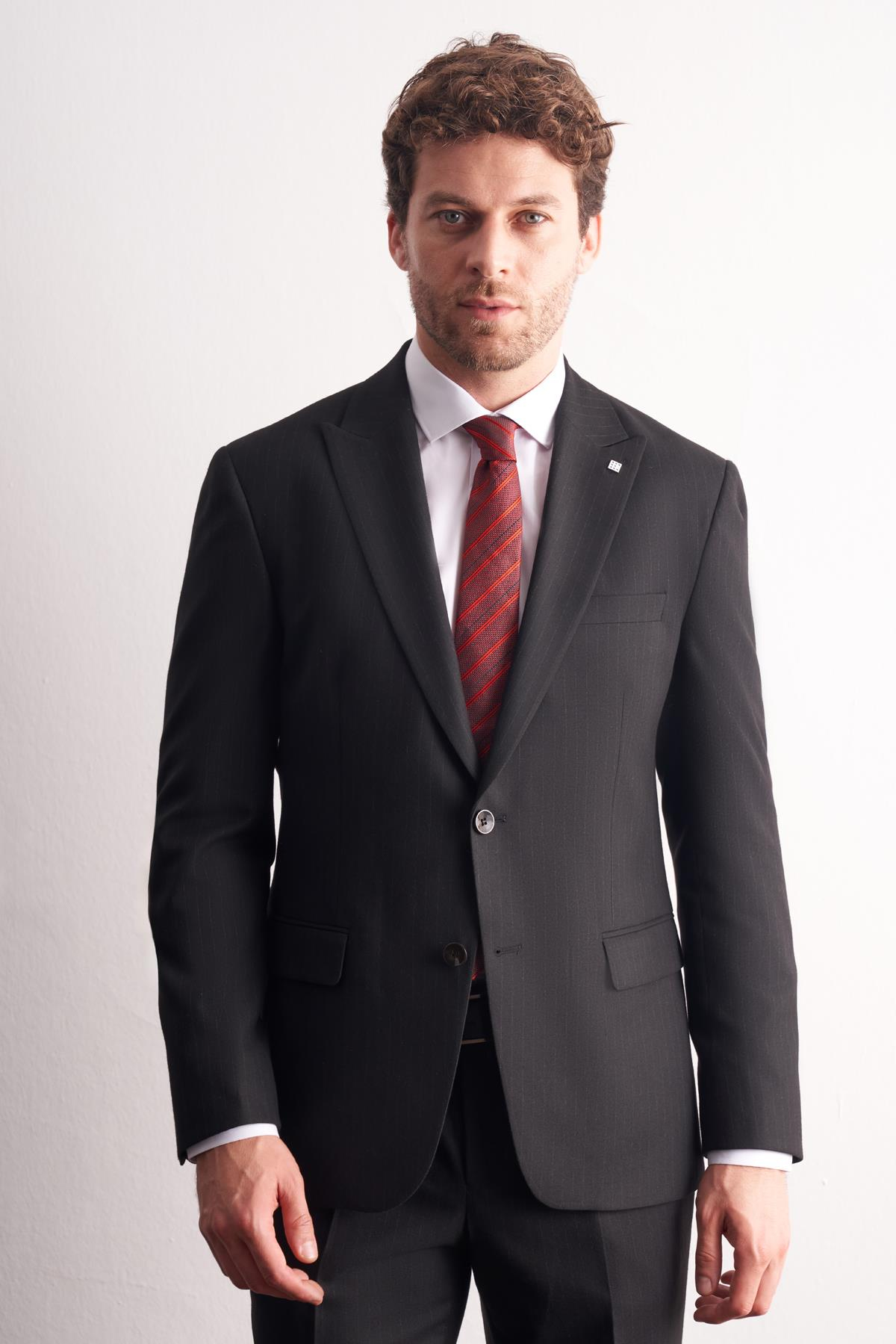Siyah Kırlangıç Yaka Çizgili Desen Slim Fit 6 Drop Takım Elbise 1001255166