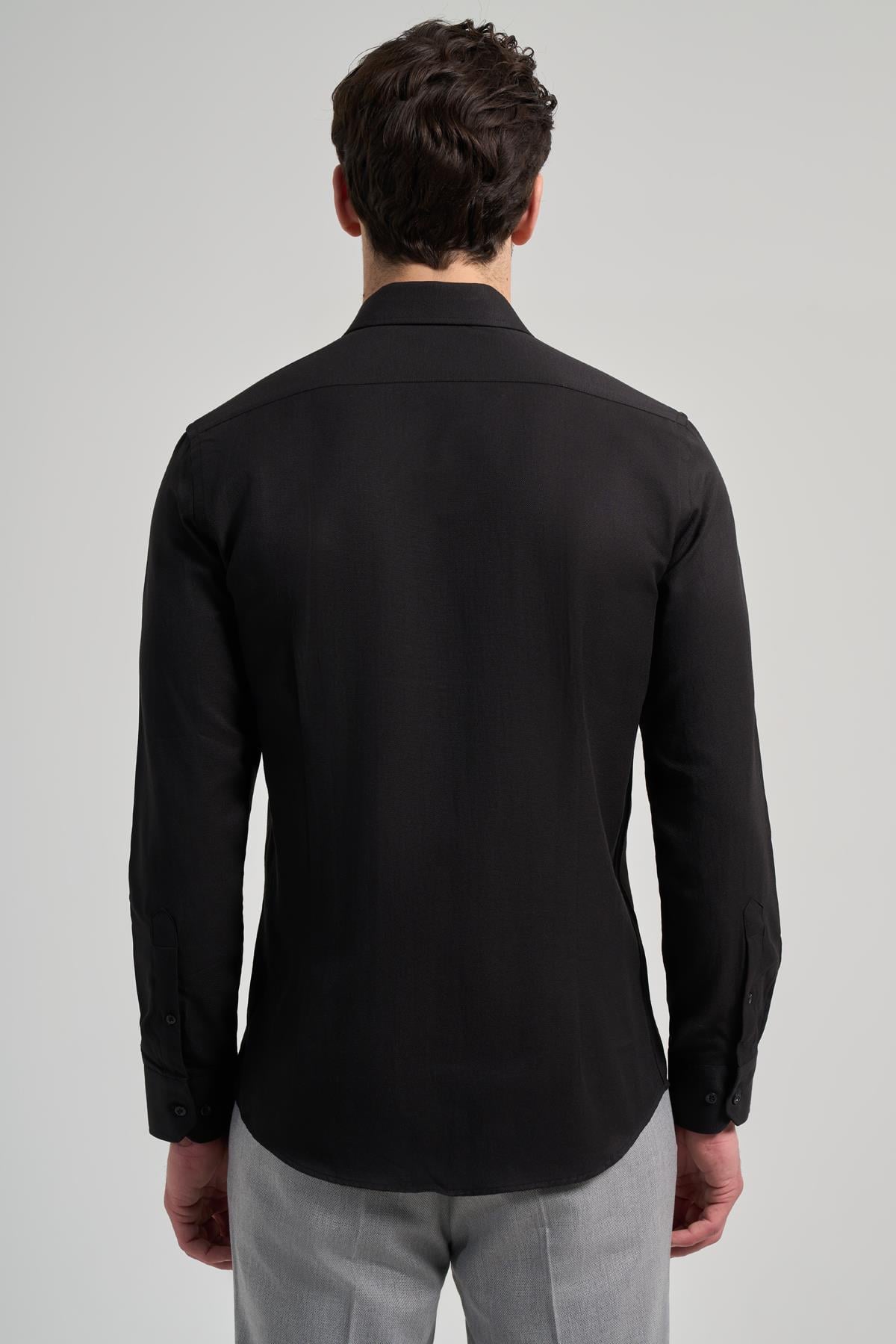 Sert Yaka Düz Classic Pamuklu Slim Fit Gömlek 1004250214