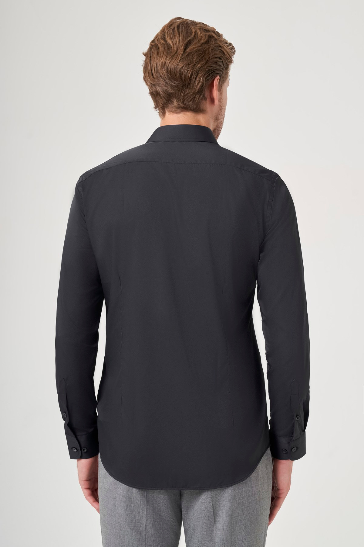 Siyah Sert Yaka Uzun Kol Cepsiz Slim Fit Esnek Su İtici Gömlek 1004260234