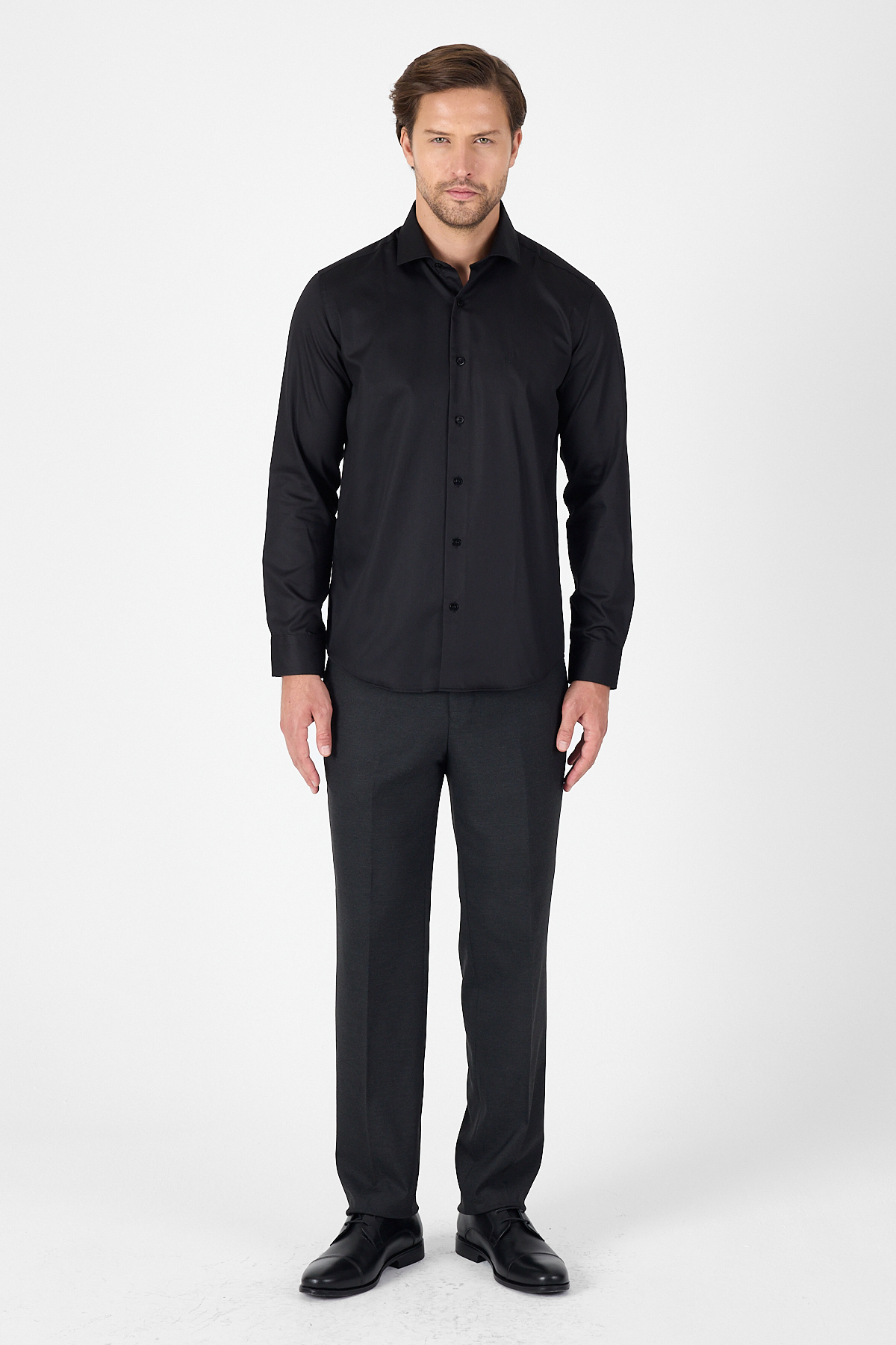 Siyah Uzun Kol Yarım İtalyan Yaka Kolay Ütü Slim Fit Pamuklu Gömlek 1004250267