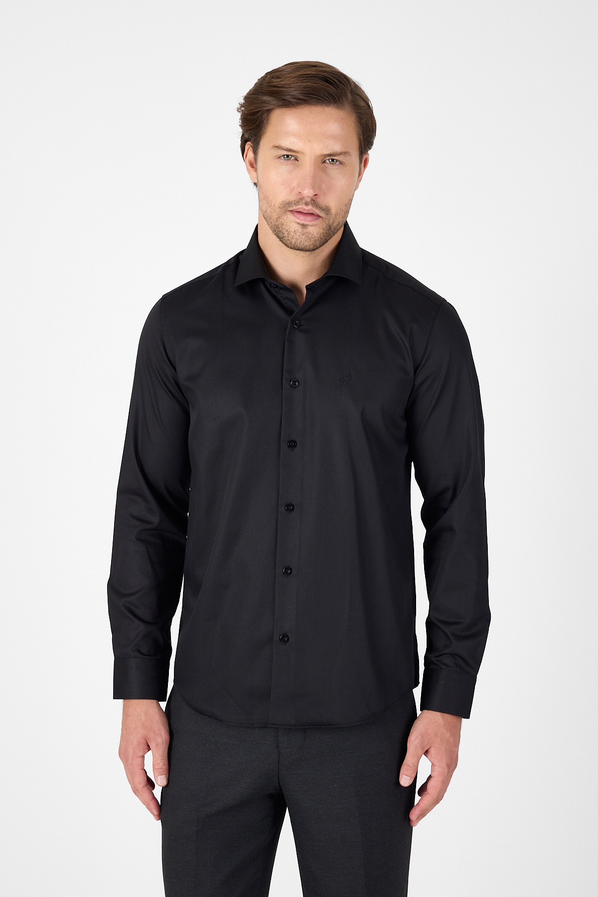 Siyah Uzun Kol Yarım İtalyan Yaka Kolay Ütü Slim Fit Pamuklu Gömlek 1004250267