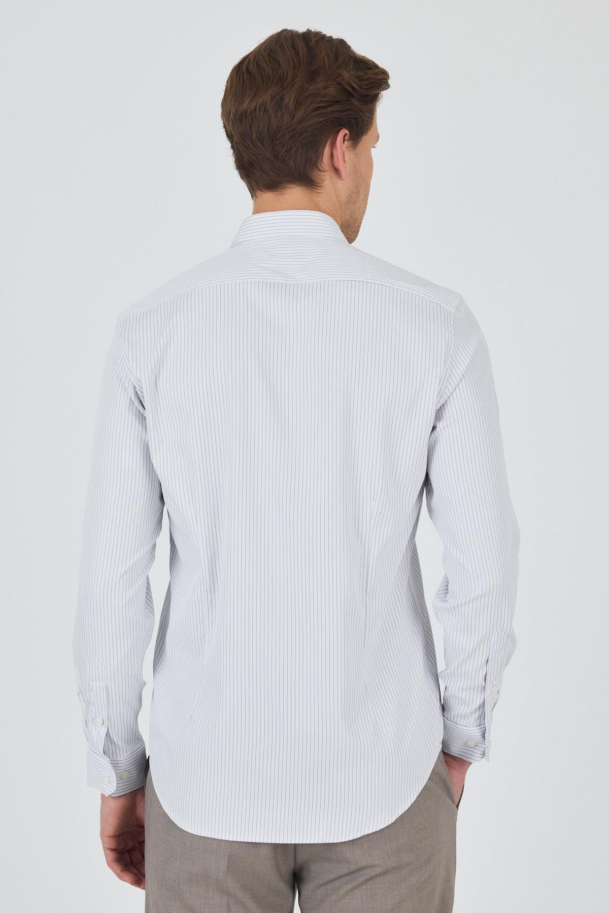 Beyaz Uzun Kol Çizgili Desen Bez Ayağı İtalyan Yaka Cepsiz Esnek Classic Slim Fit Gömlek 1004250202