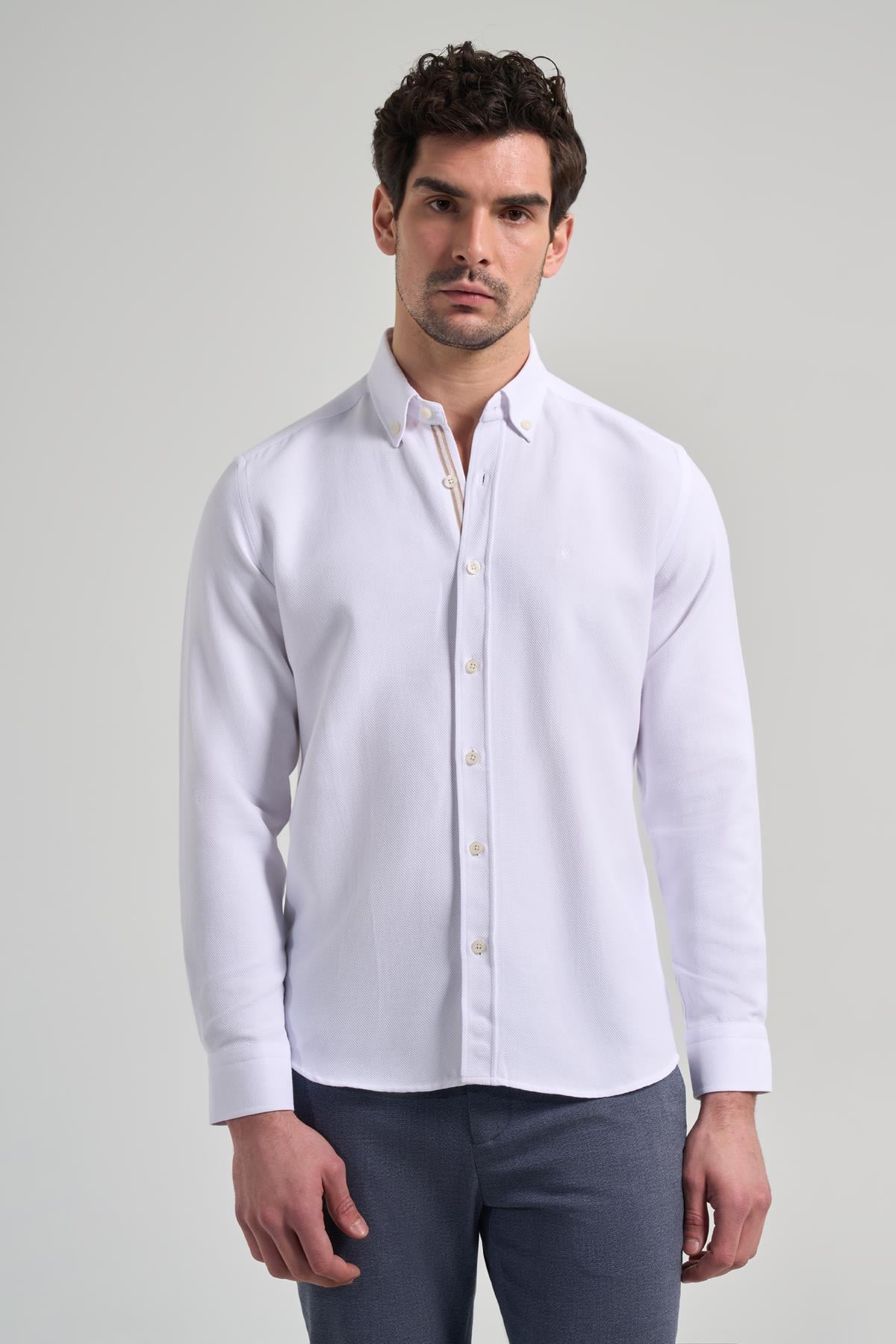 Kol Desenli Armürlü Düğmeli Yaka Cepsiz Pamuklu Casual Slim Fit Gömlek 1004250206