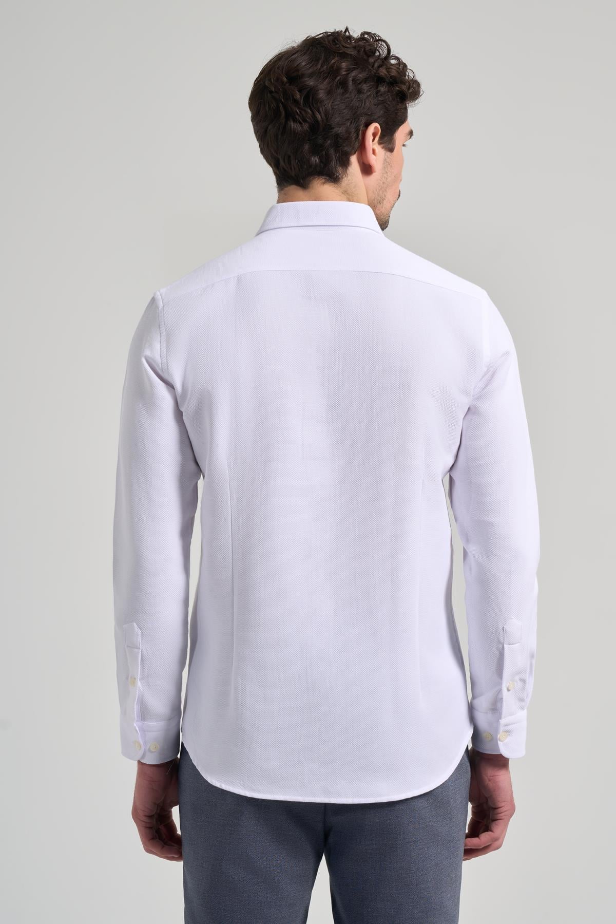 Kol Desenli Armürlü Düğmeli Yaka Cepsiz Pamuklu Casual Slim Fit Gömlek 1004250206