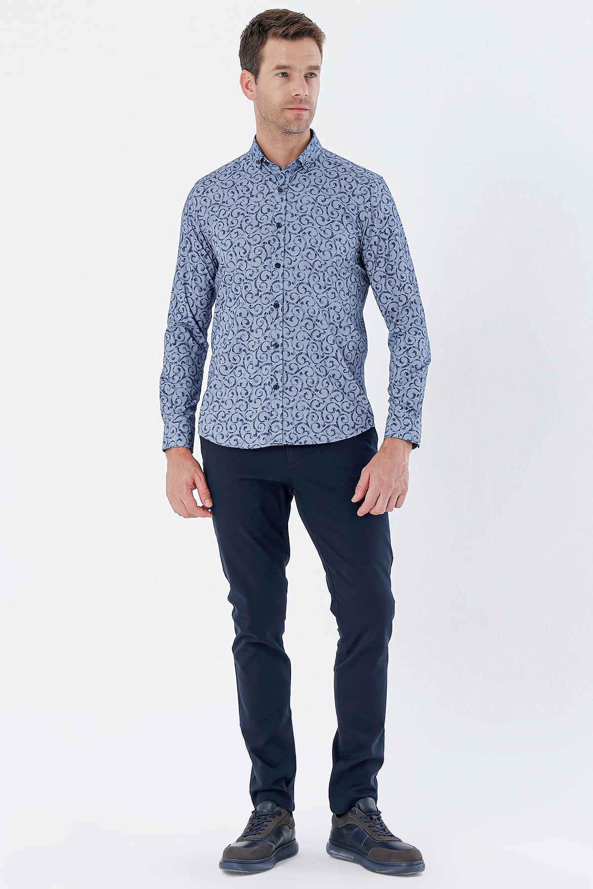 Lacivert Uzun Kollu Baskılı Bez Ayağı Cepsiz Pamuklu Likralı Klasik Slim Fit Gömlek 1004235208