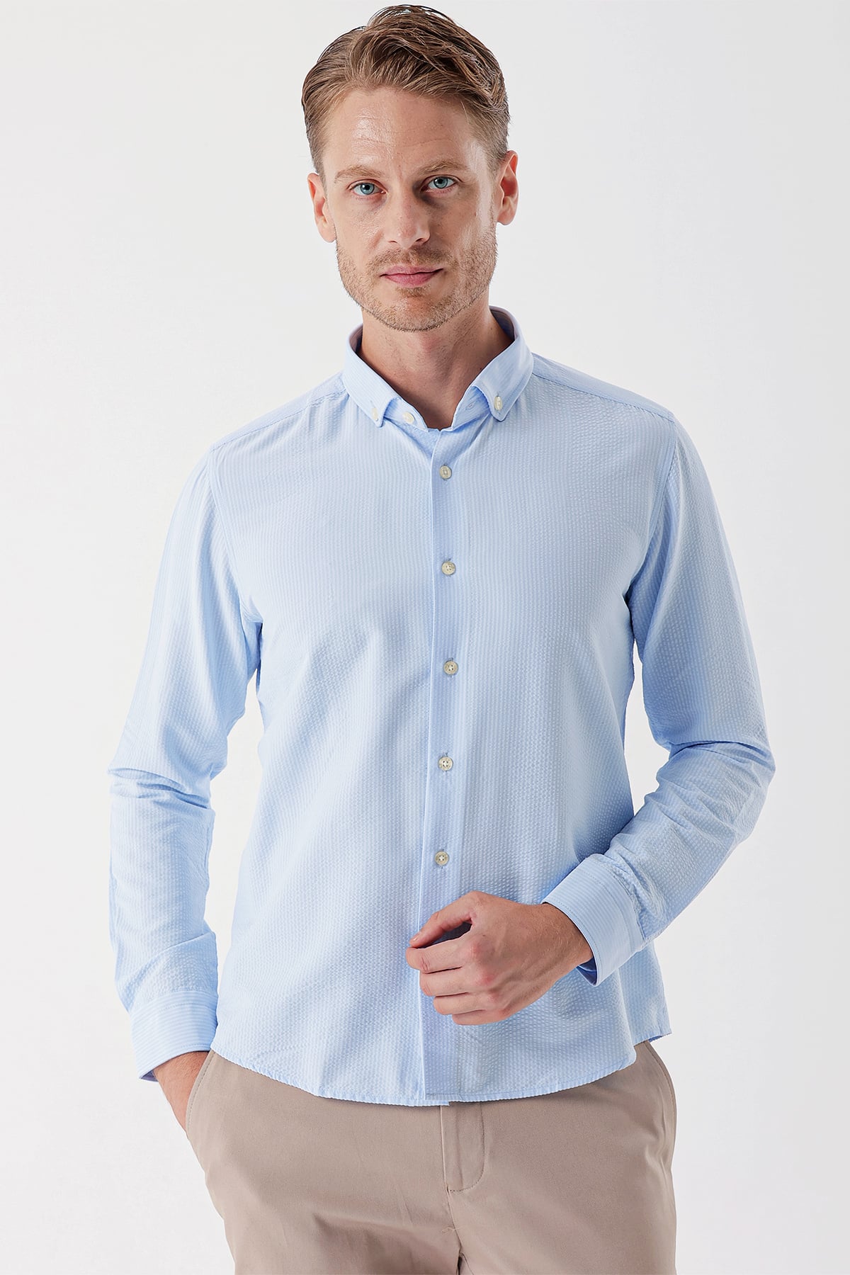 DMT Yaka Uzun Kol Cepsiz Slim Fit Classic Esnek Gömlek 1004230233