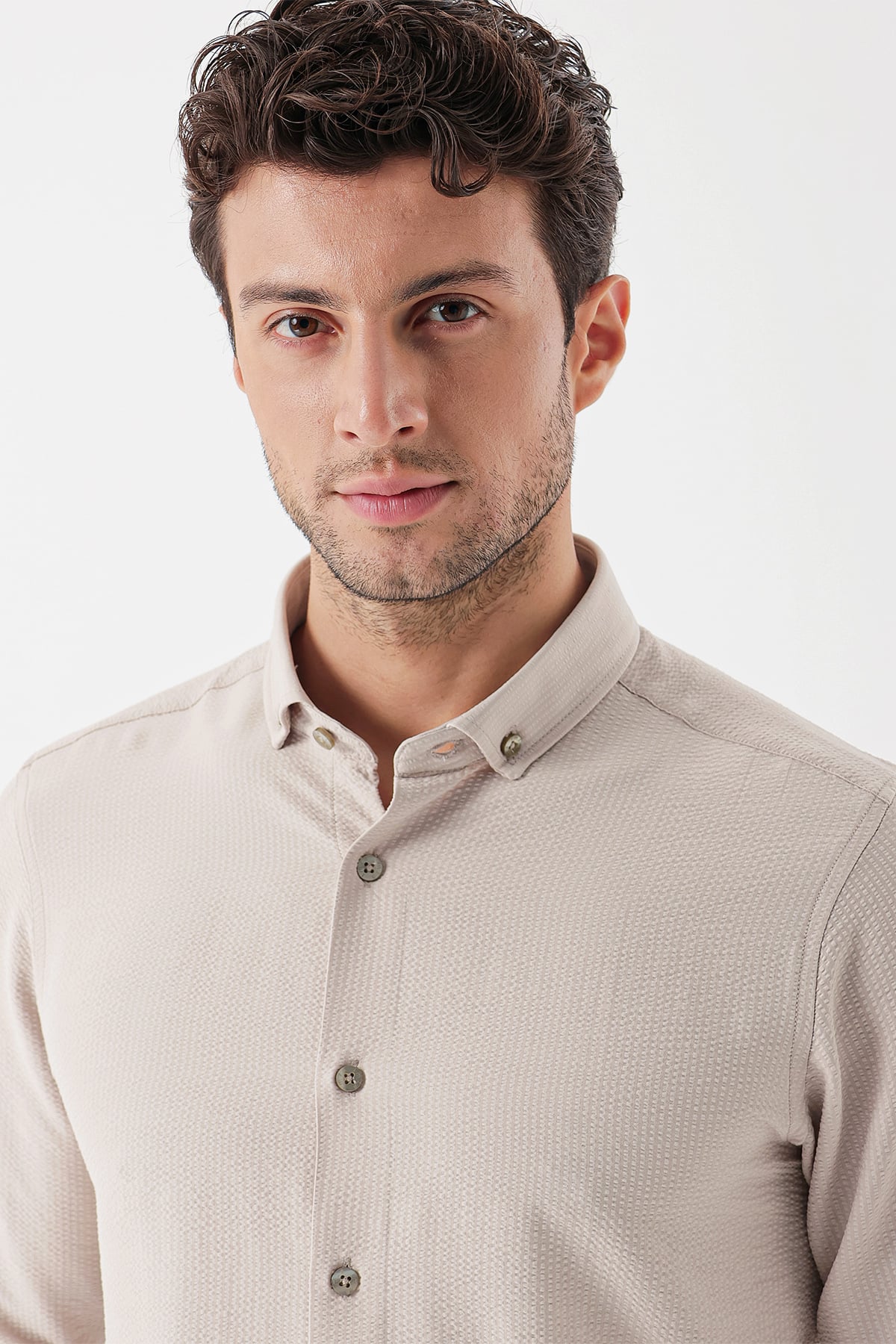 Bej DMT Yaka Uzun Kol Cepsiz Slim Fit Classic Esnek Gömlek 1004230233
