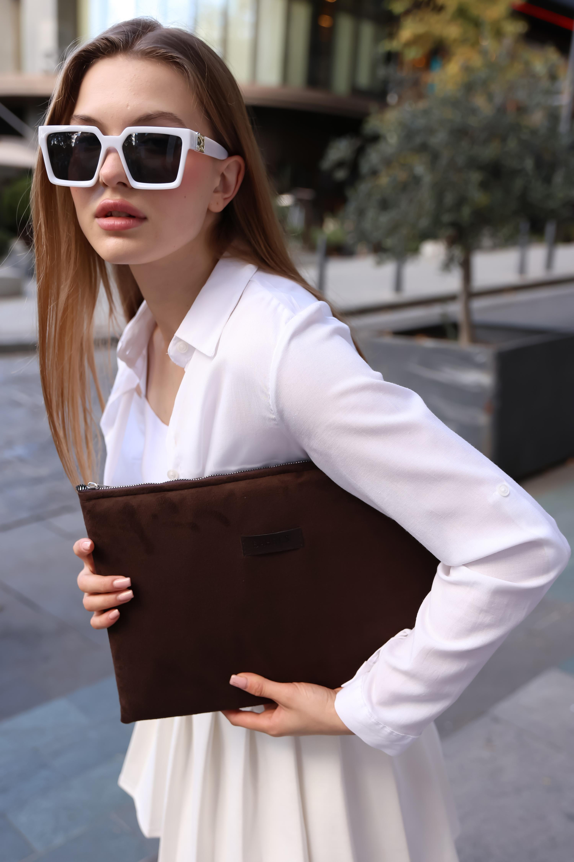 Kadın Acı Kahve Süet Portföy & Clutch Çanta