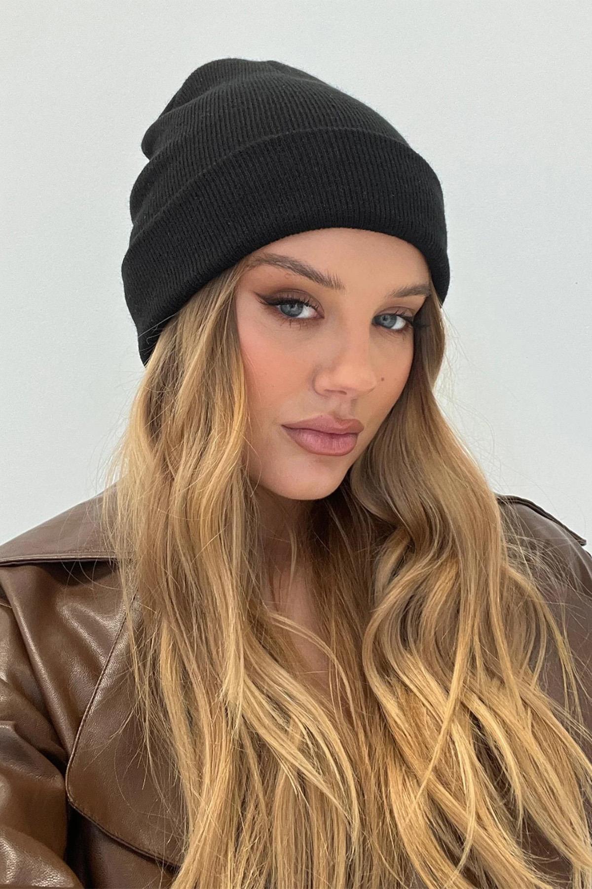 Basic Siyah Bere 