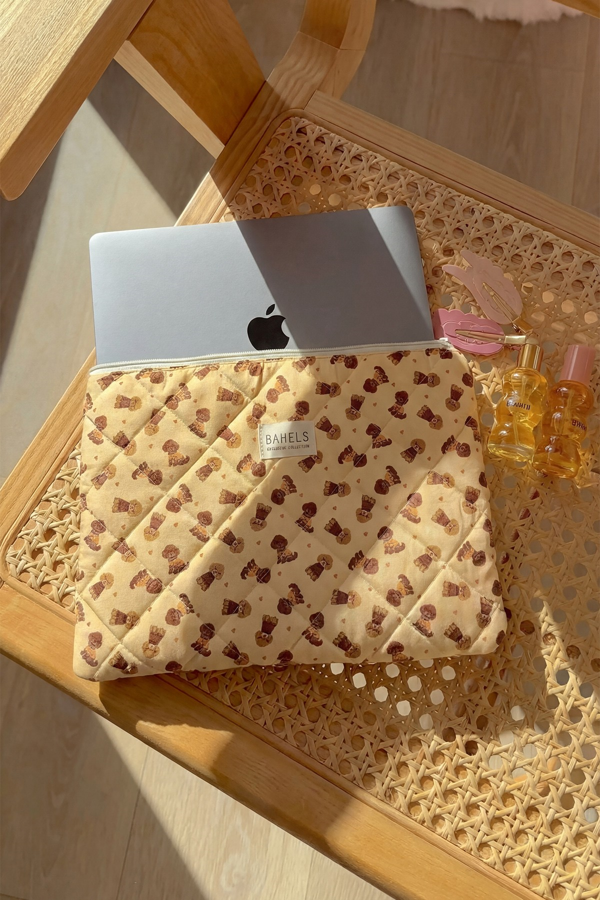 Honey Puppy XL Macbook ve Tablet Uyumlu Portföy Çanta