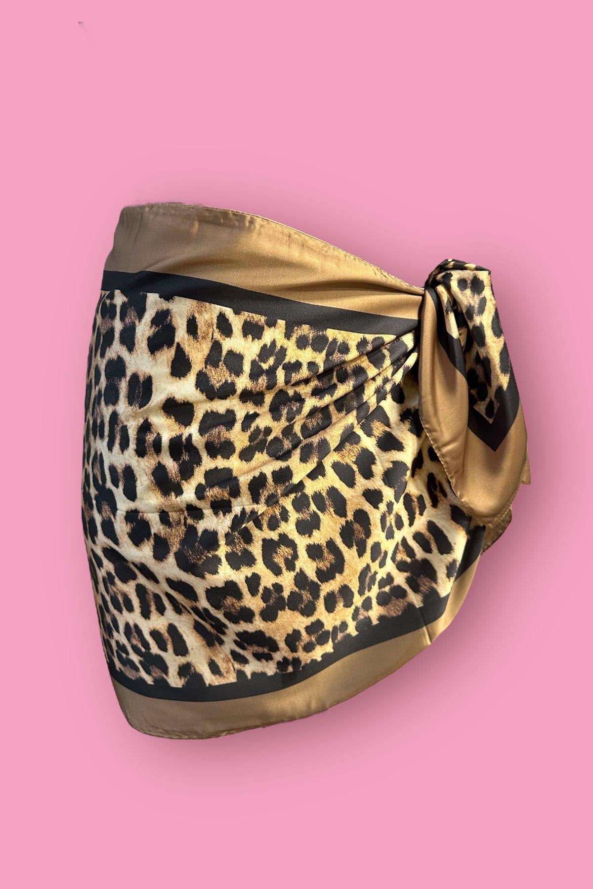 Özel Tasarım Leopar Desen İç Göstermeyen Pareo  45*145 Cm