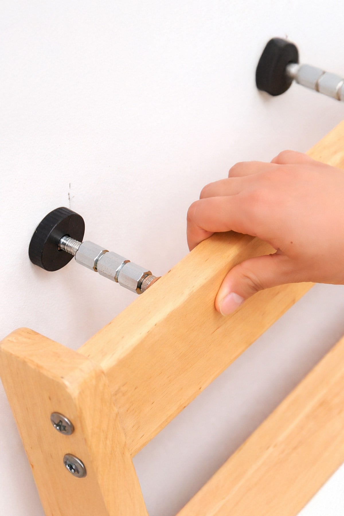 2'li Yatak Başlık Sabitleyici Baza Duvar Dayama Ses Önleyici Aparat 8-11 cm 3 Vidalı