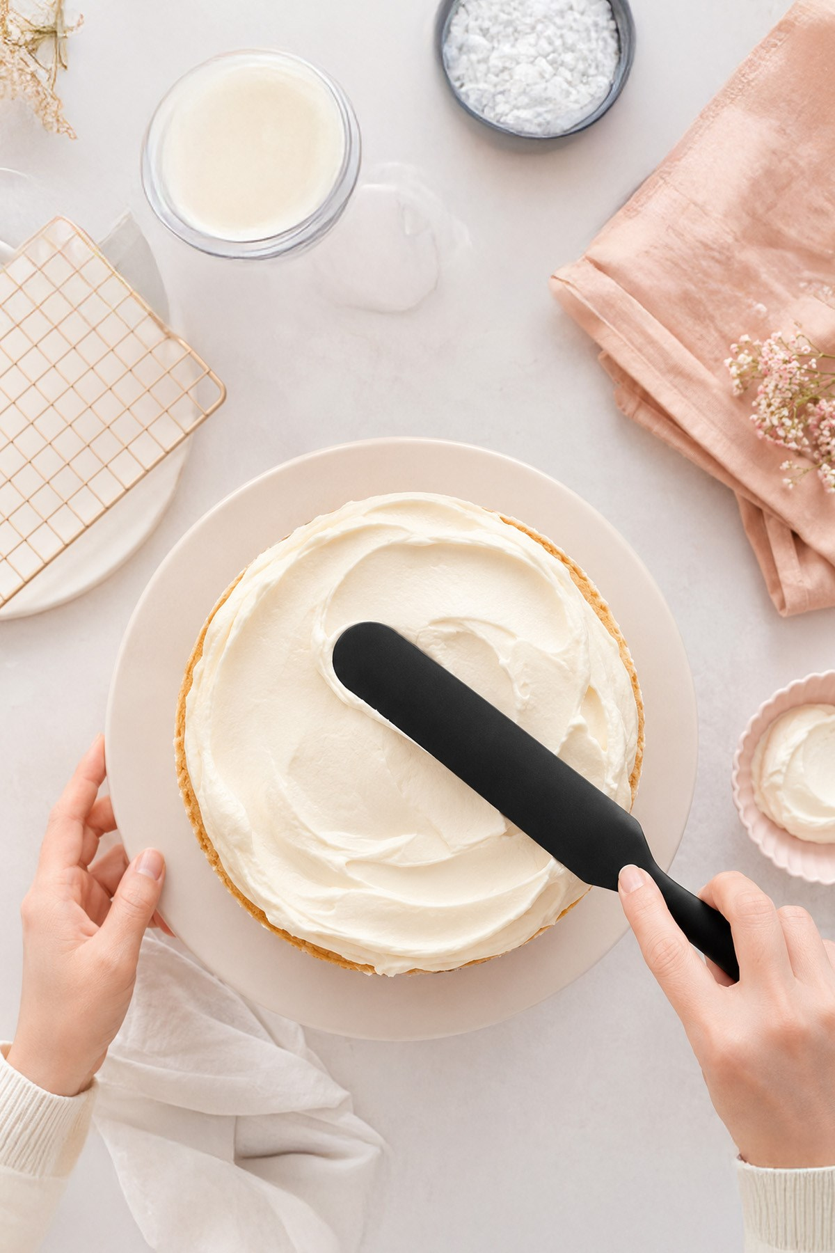 6'lı Siyah Silikon Mutfak Seti Yanmaz Yapışmaz Spatula Kaşık Fırça Pasta Hamur 20-27 cm