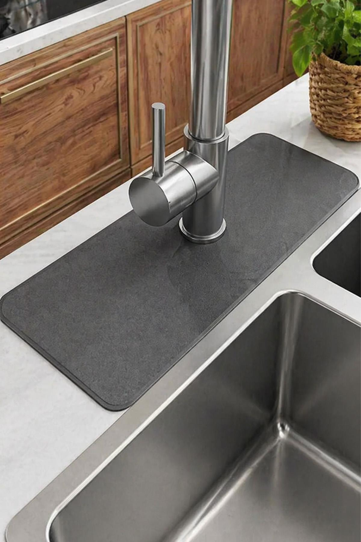 Su Emici Lavabo Kenar Matı 38x14 cm Musluk Altı Kurulama Pedi Kaymaz Mutfak Banyo