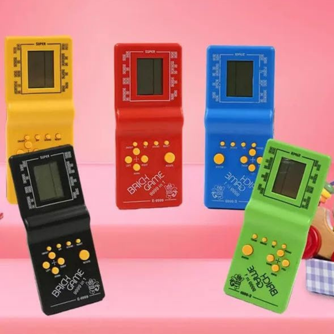 Taşınabilir Oyun Konsolu 400 Oyunlu Retro Tasarım Renkli Ekran Şarjlı Gamepadli Mini Video Oyun Cihazı 2 Kişilik Oynanabilir Televizyona Bağlanabilir Nostaljik Eğlence Konsolu