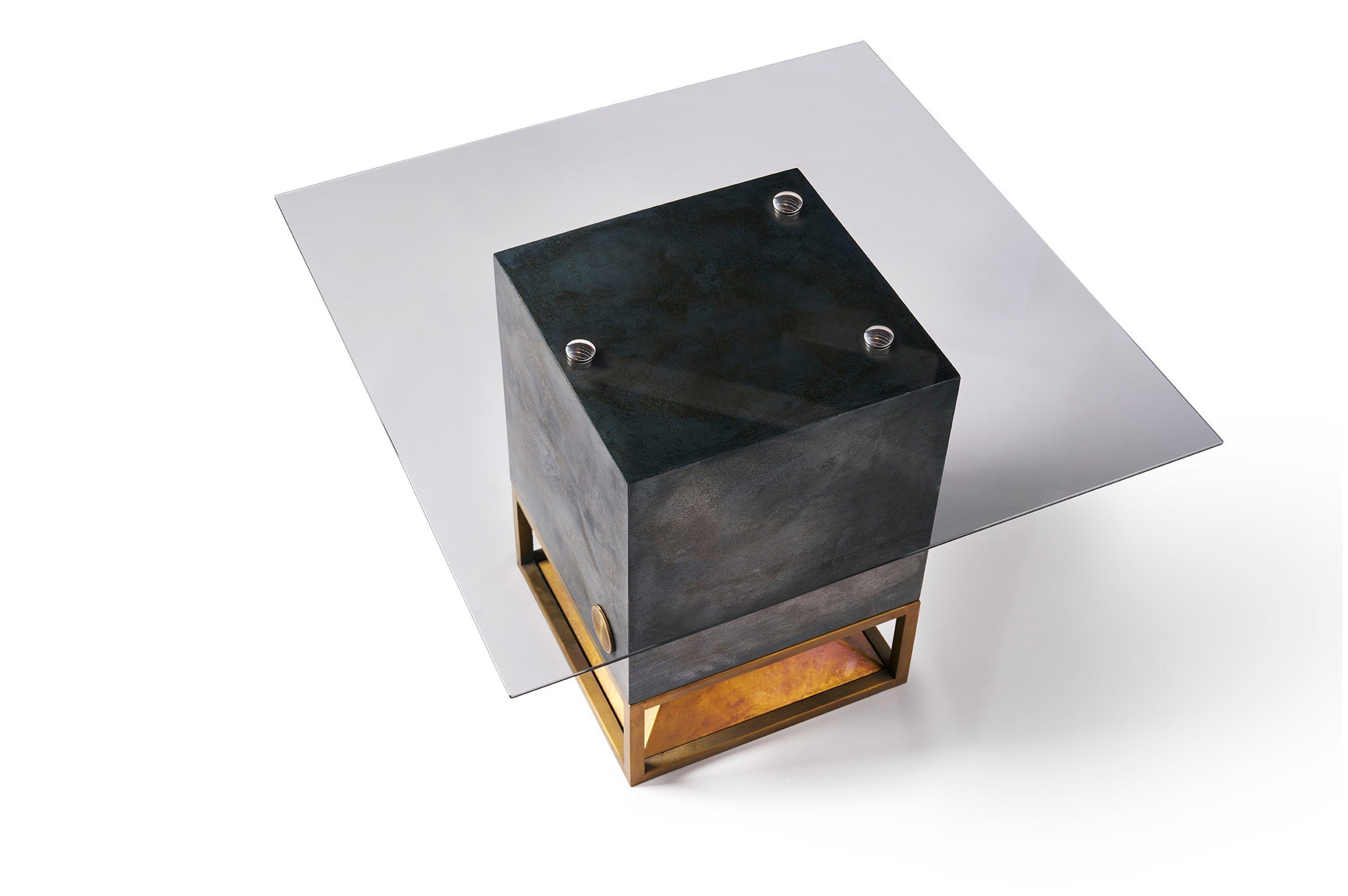 Cube 400 TEN Table