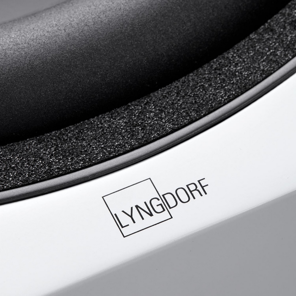 Lyngdorf BW-2 400W Class D 10