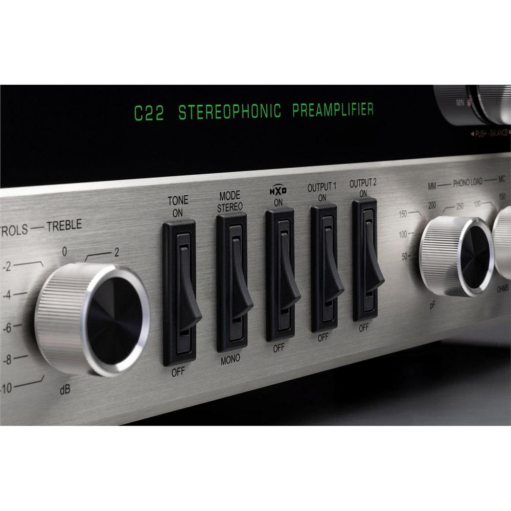 McIntosh C22 2-Channel Vacuum Tube Pre Ampliler Mk V