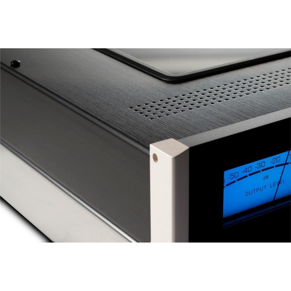 McIntosh D1100 2-Channel Digital Pre Ampliler