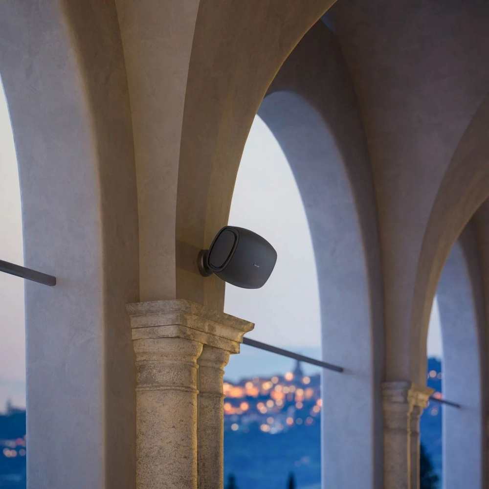 Sonus Faber Aster Indoor/Outdoor On-Wall /Duvar Üstü Hoparlörler Siyah Adet