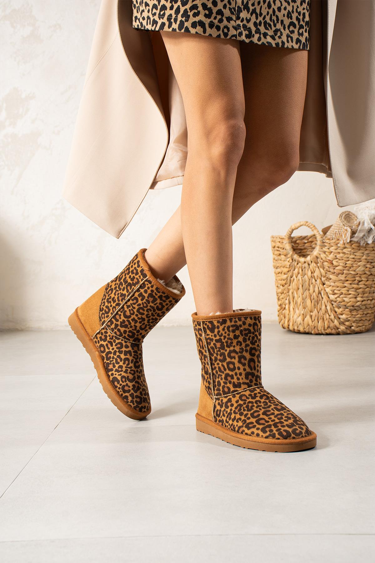 Orta Taba Leopar Desen Süet İçi Peluşlu Düz Taban Kadın Bot