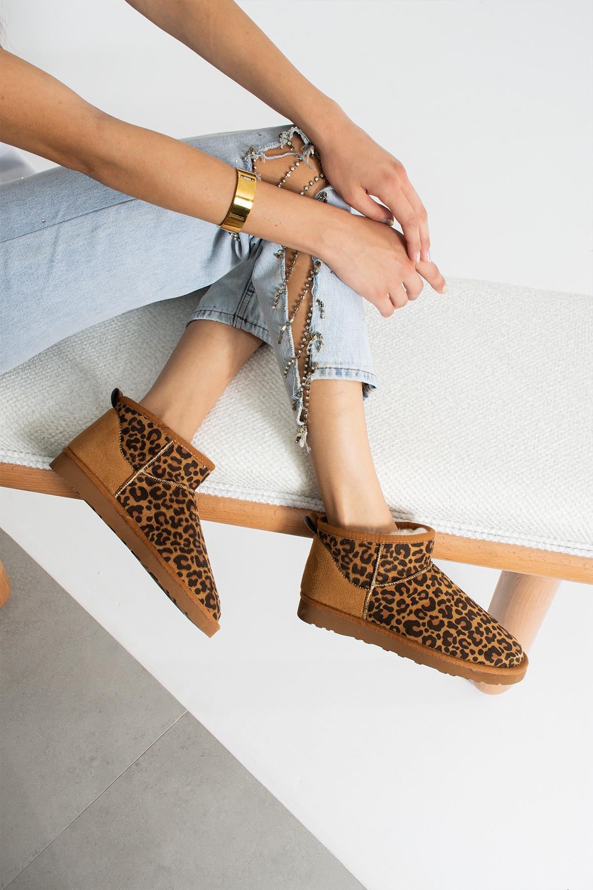 Ultra Mini Taba Leopar Desen Süet İçi Peluşlu Düz Taban Kadın Bot