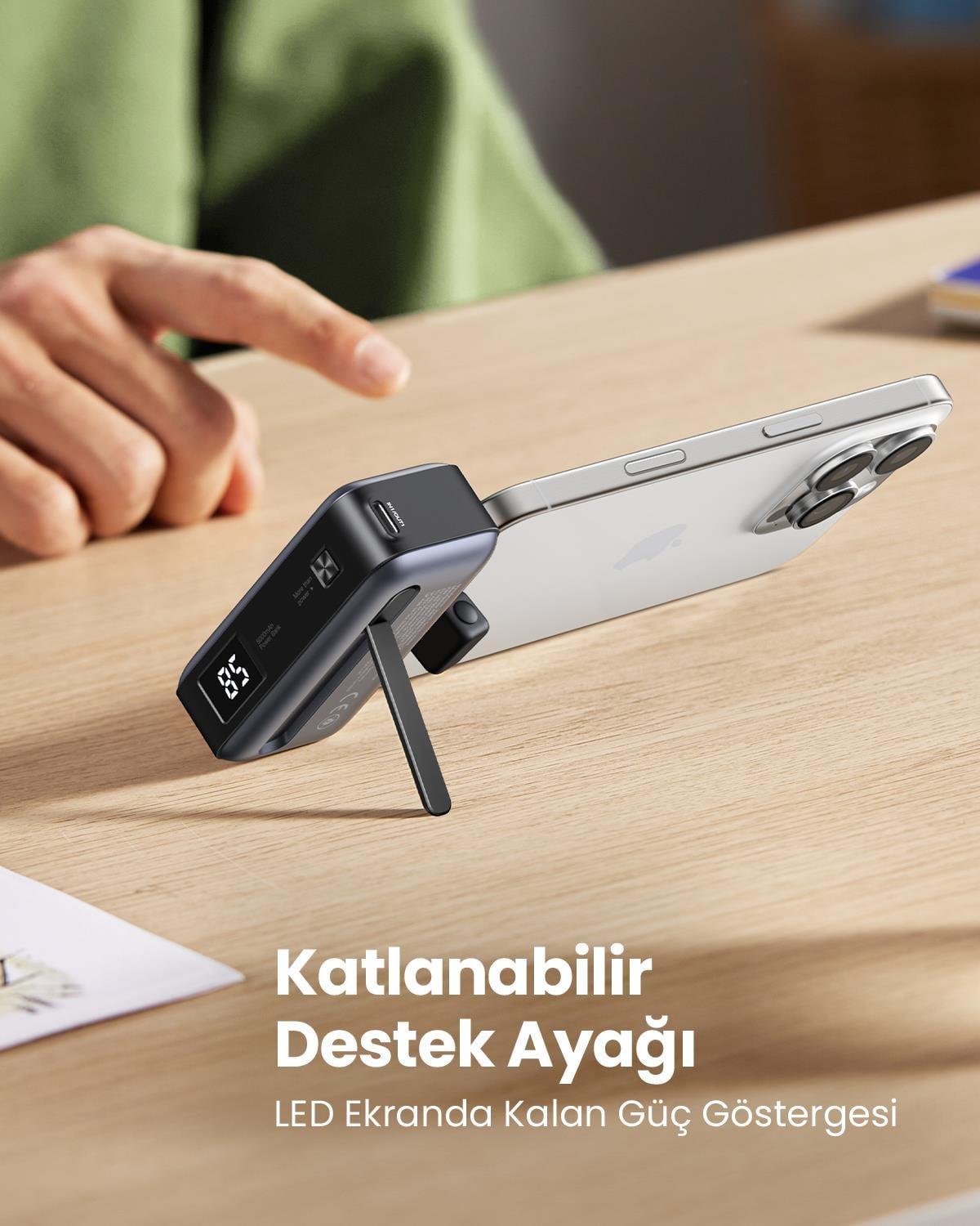 UGREEN 5.000 mAh 20W Taşınabilir Standlı Powerbank