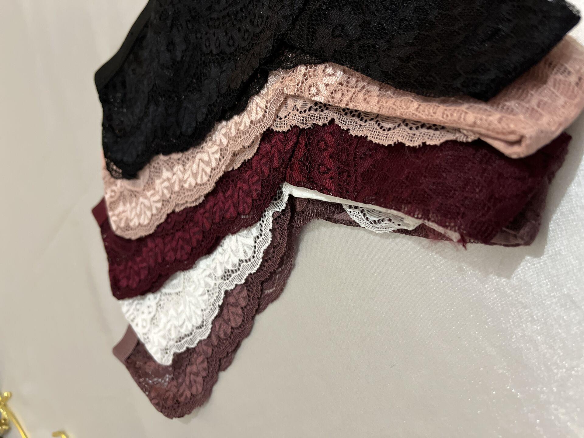 Dantelli Siyah Brazilian Külot