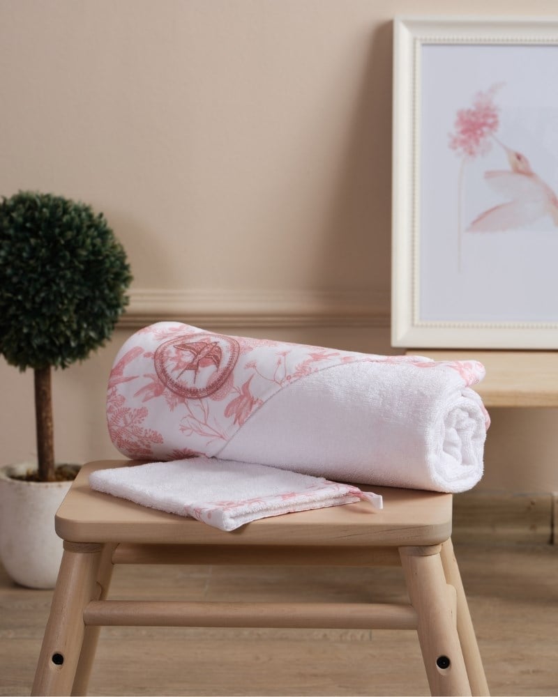 Üçgen Başlıklı Bebek Havlu Seti Hummingbird Pembe 90 x 90 cm