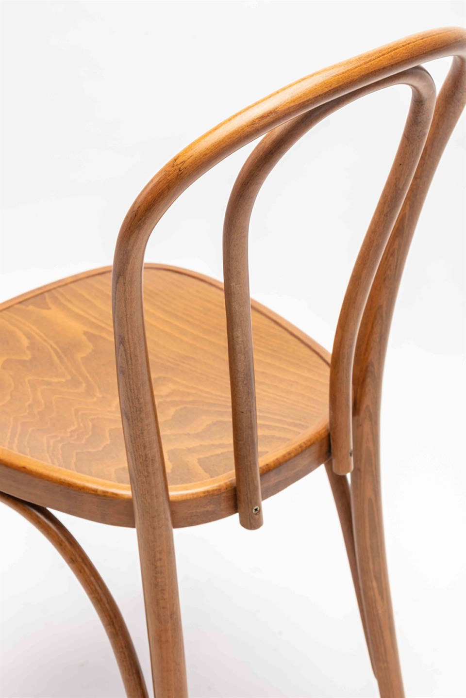 Sofya Thonet Sandalye