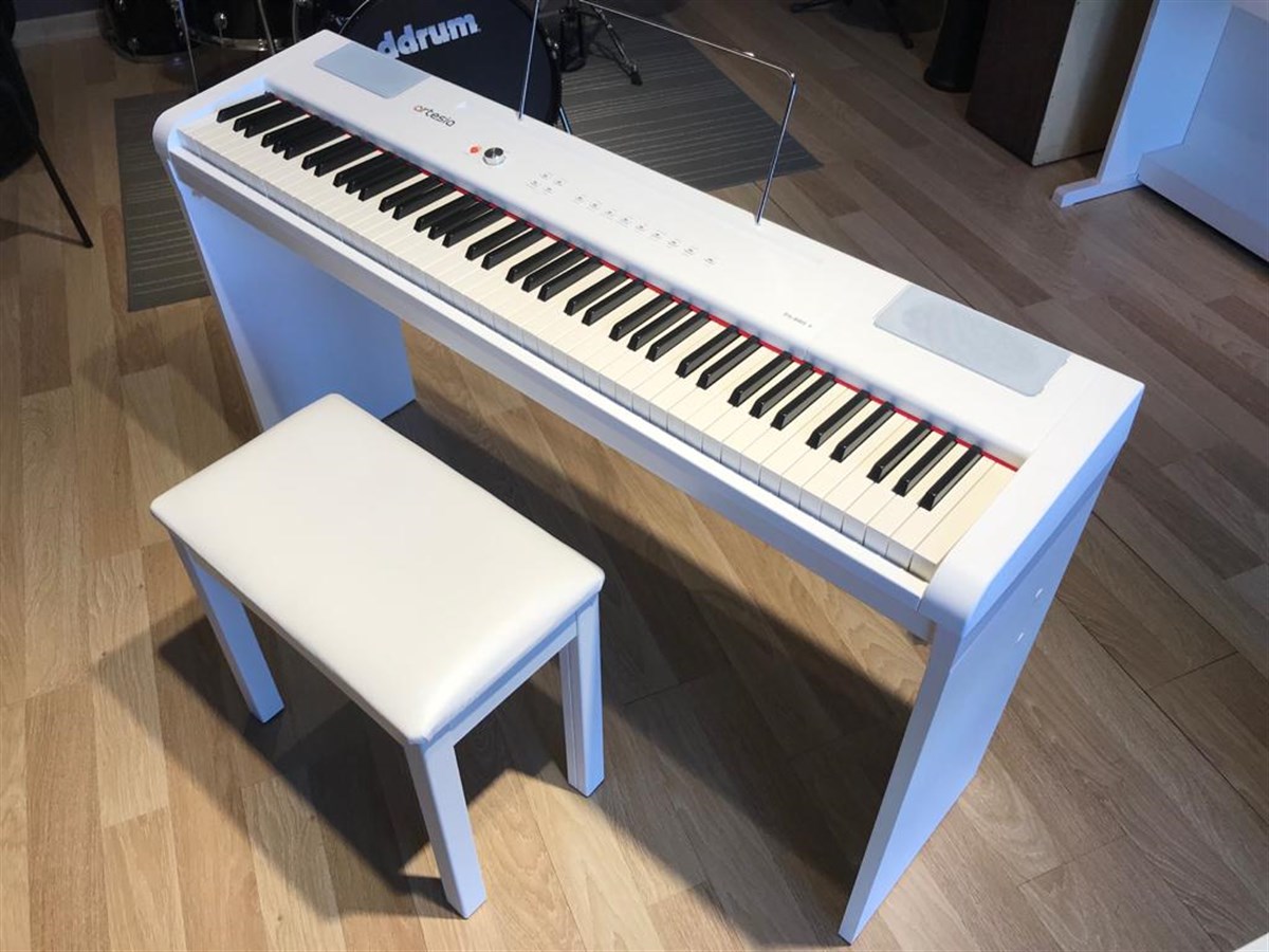 ARTESİA PA88H+BEYAZ DİJİTAL PİYANO AHŞAP STANDLI+KULAKLI+TABURE