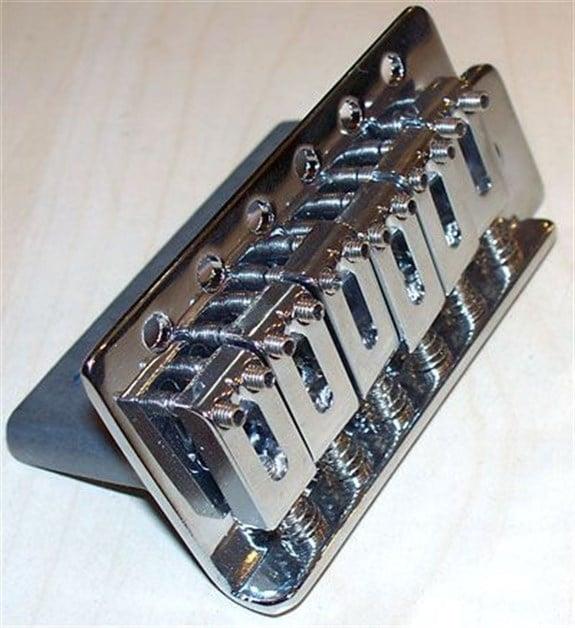 S.I.C BS006ECR Elektro Gitar Tremolo Köprü Seti Krom