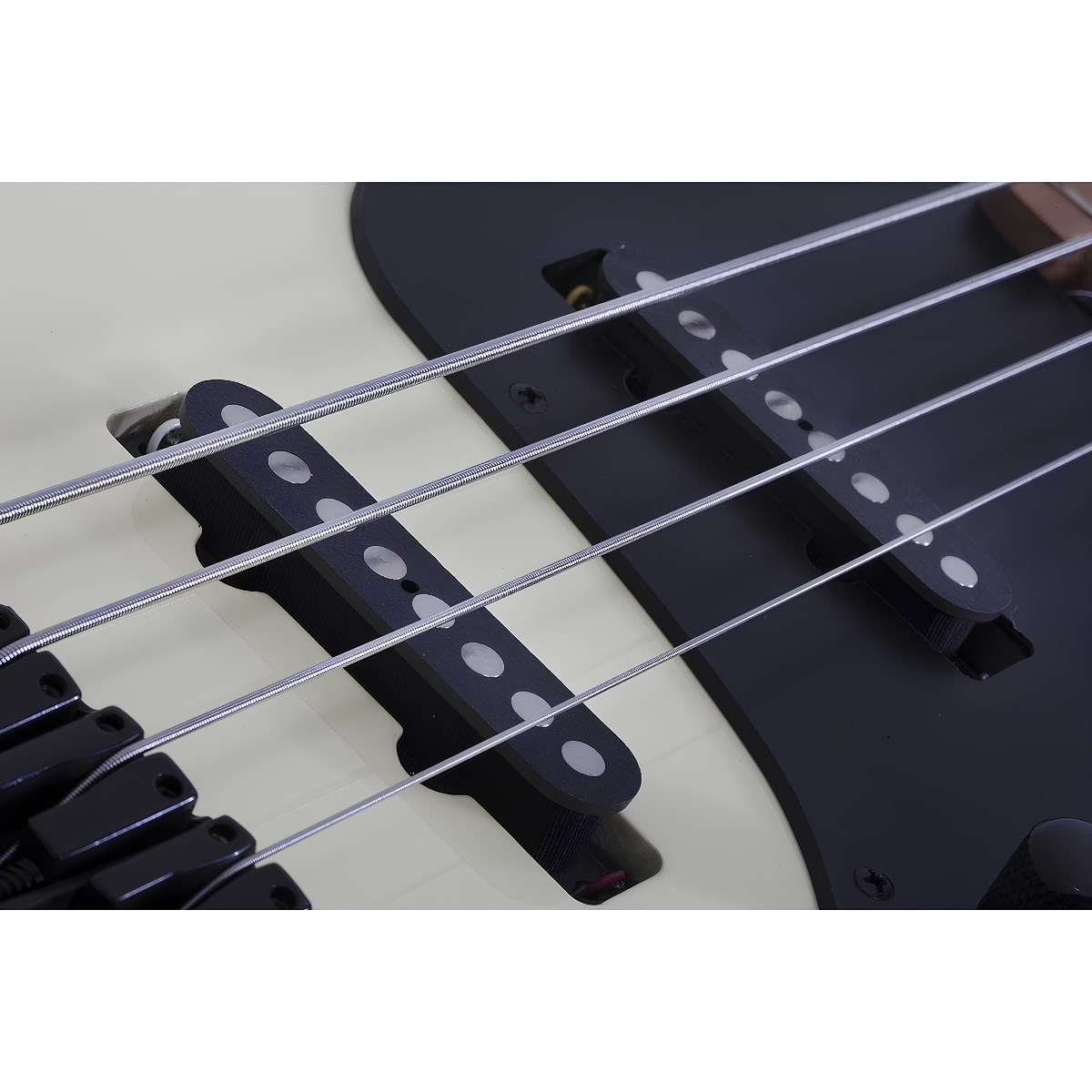 Schecter J-4 Sixx Bas Gitar (Worn Ivory)