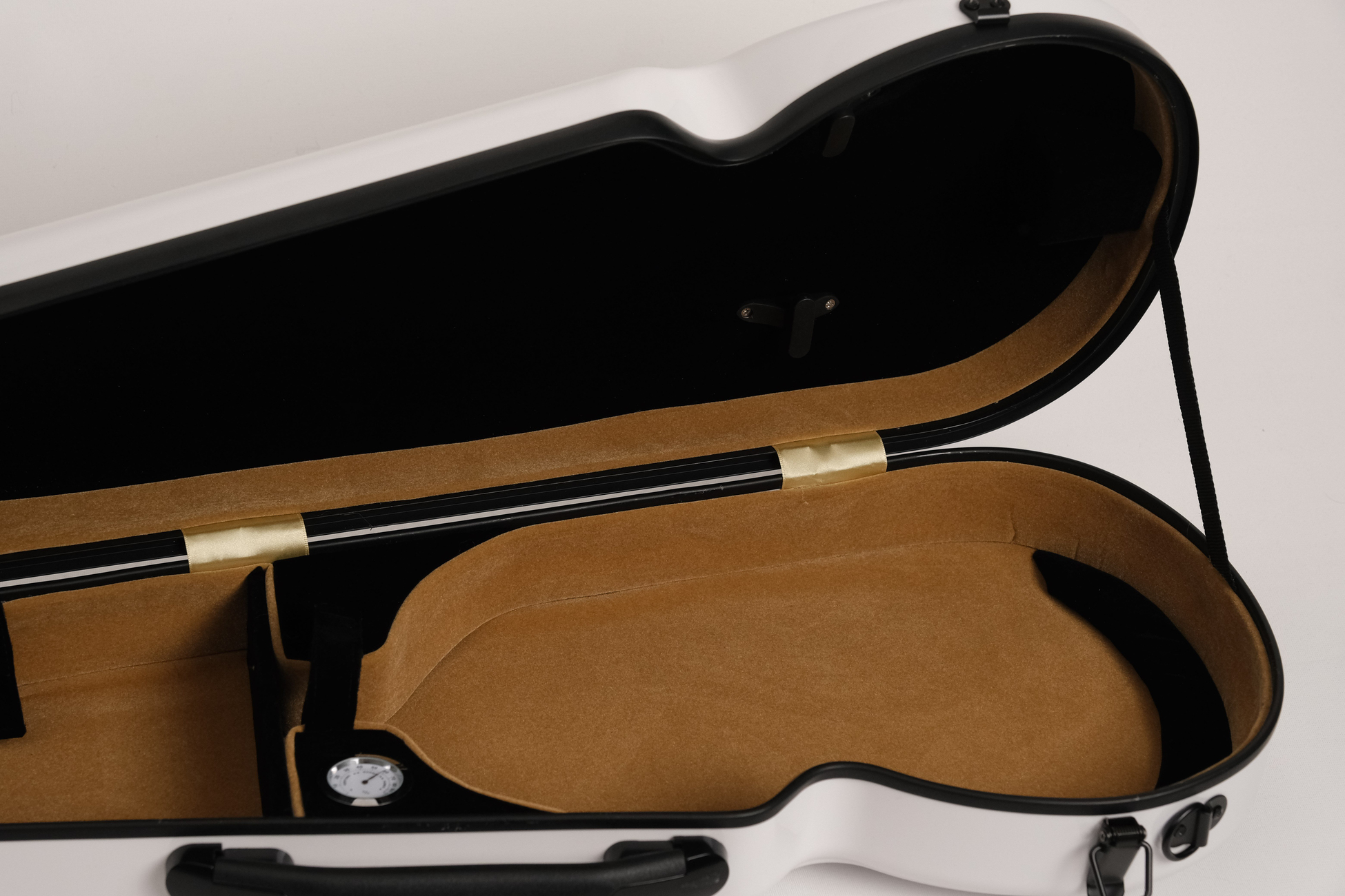 Wallace Hartley Keman Hardcase 4/4 White