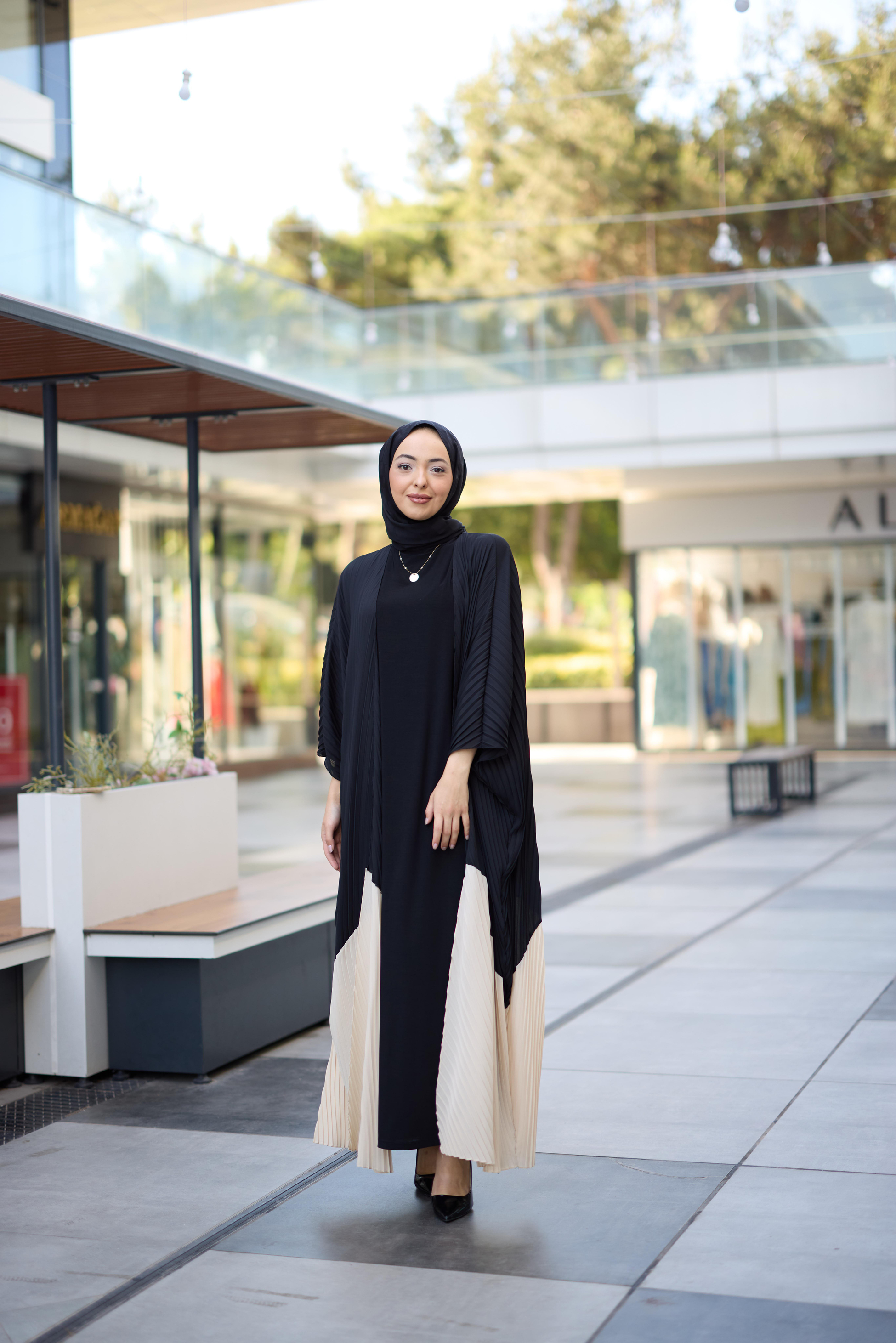 Sofia Abaya Siyah