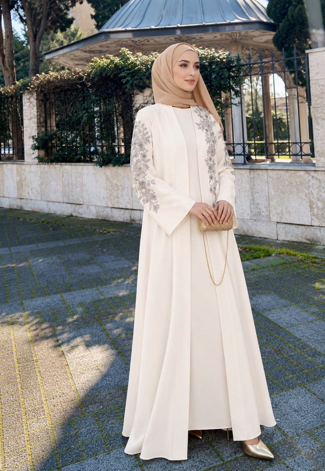 Beyaz Yaprak Taş İşlemeli 2 Parça Abaya Takım