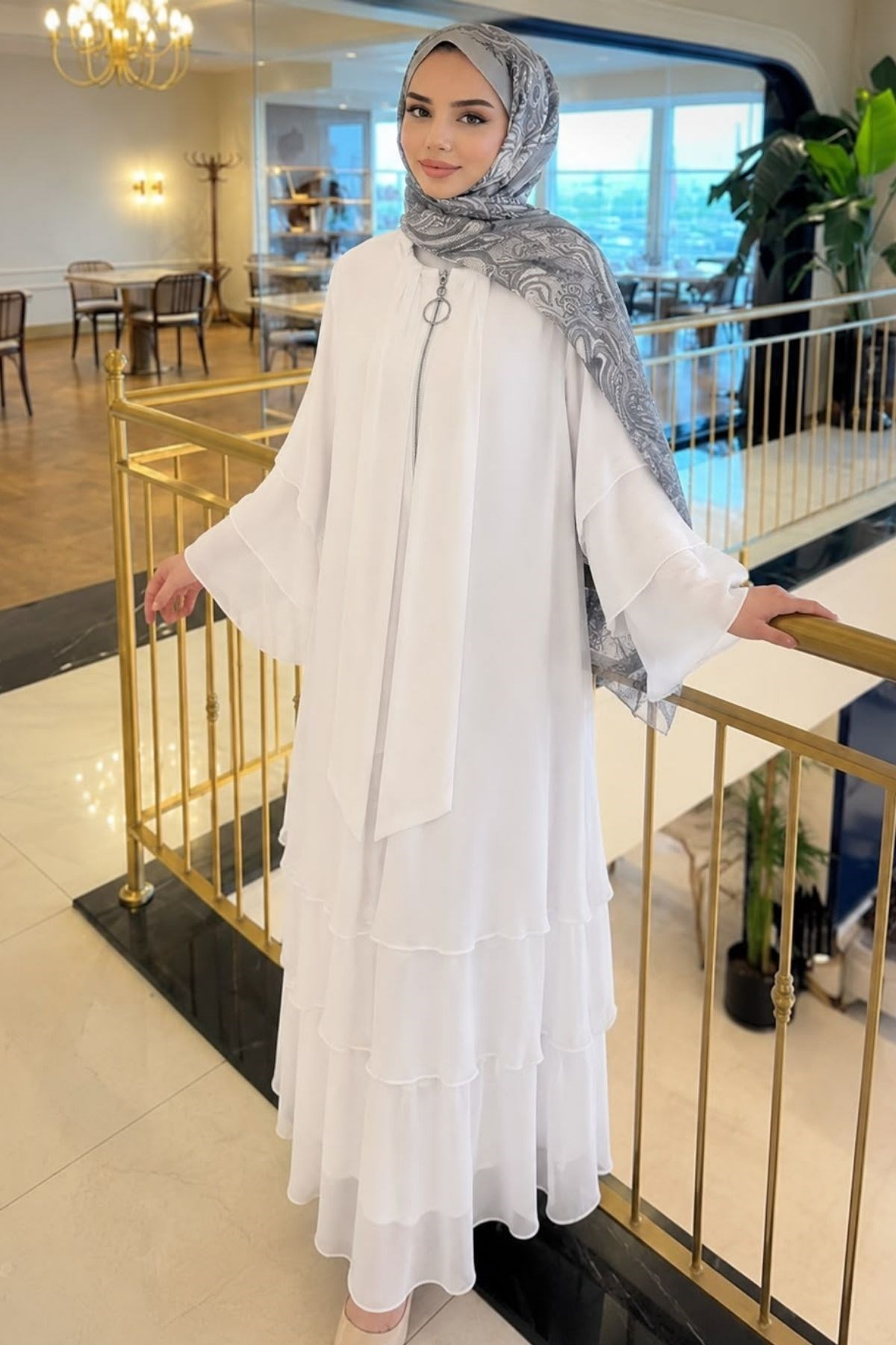 Fermuarlı Şifon Salaş Fırfır Beyaz Elbise