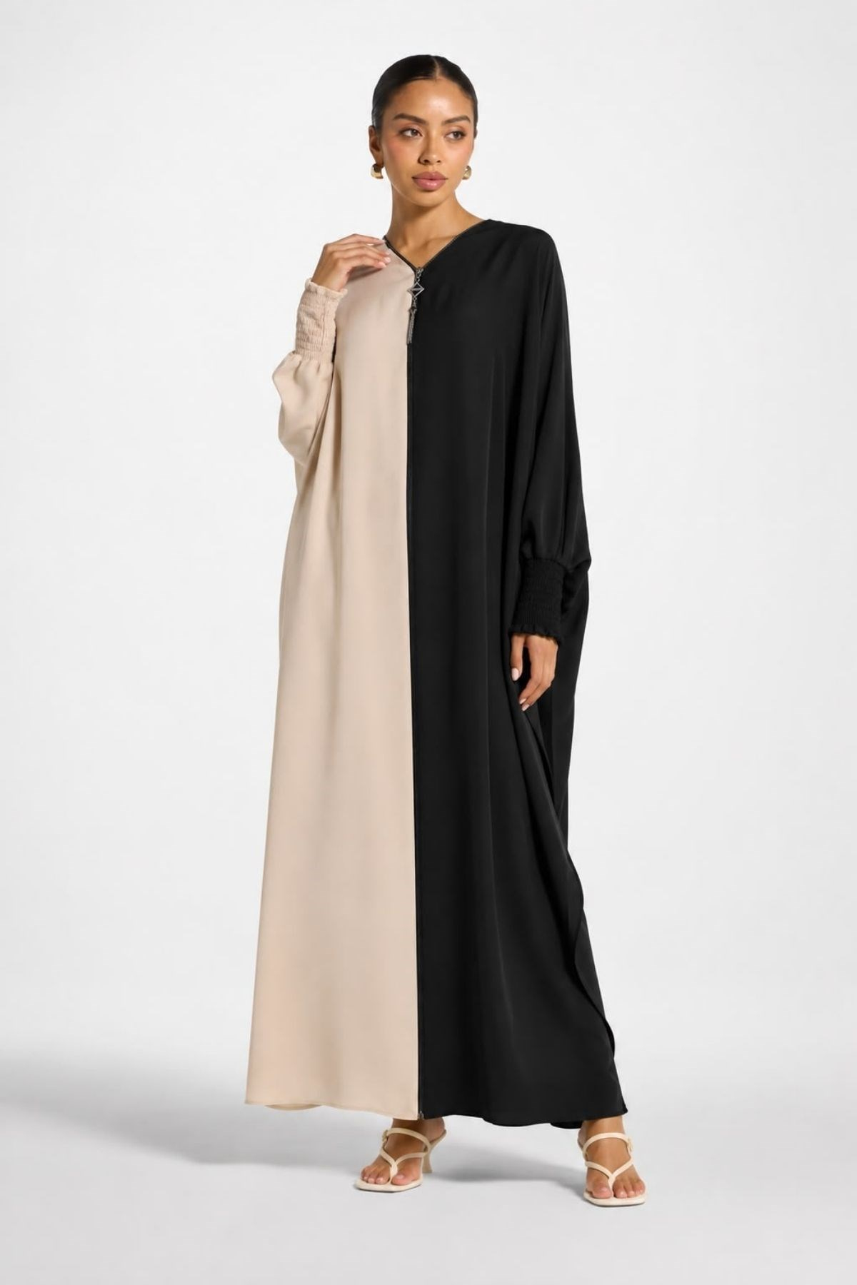 İkonik Siyah & Bej Çift Renk Abaya