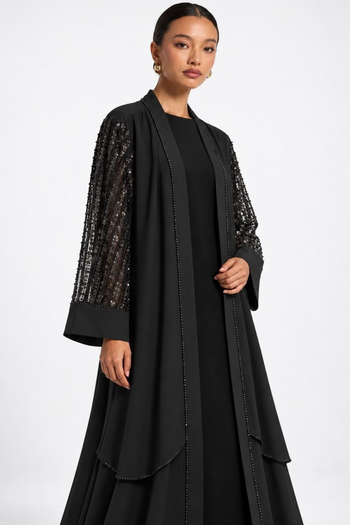 İnce Taş İşlemeli Pullu İçlikli Abaya Siyah