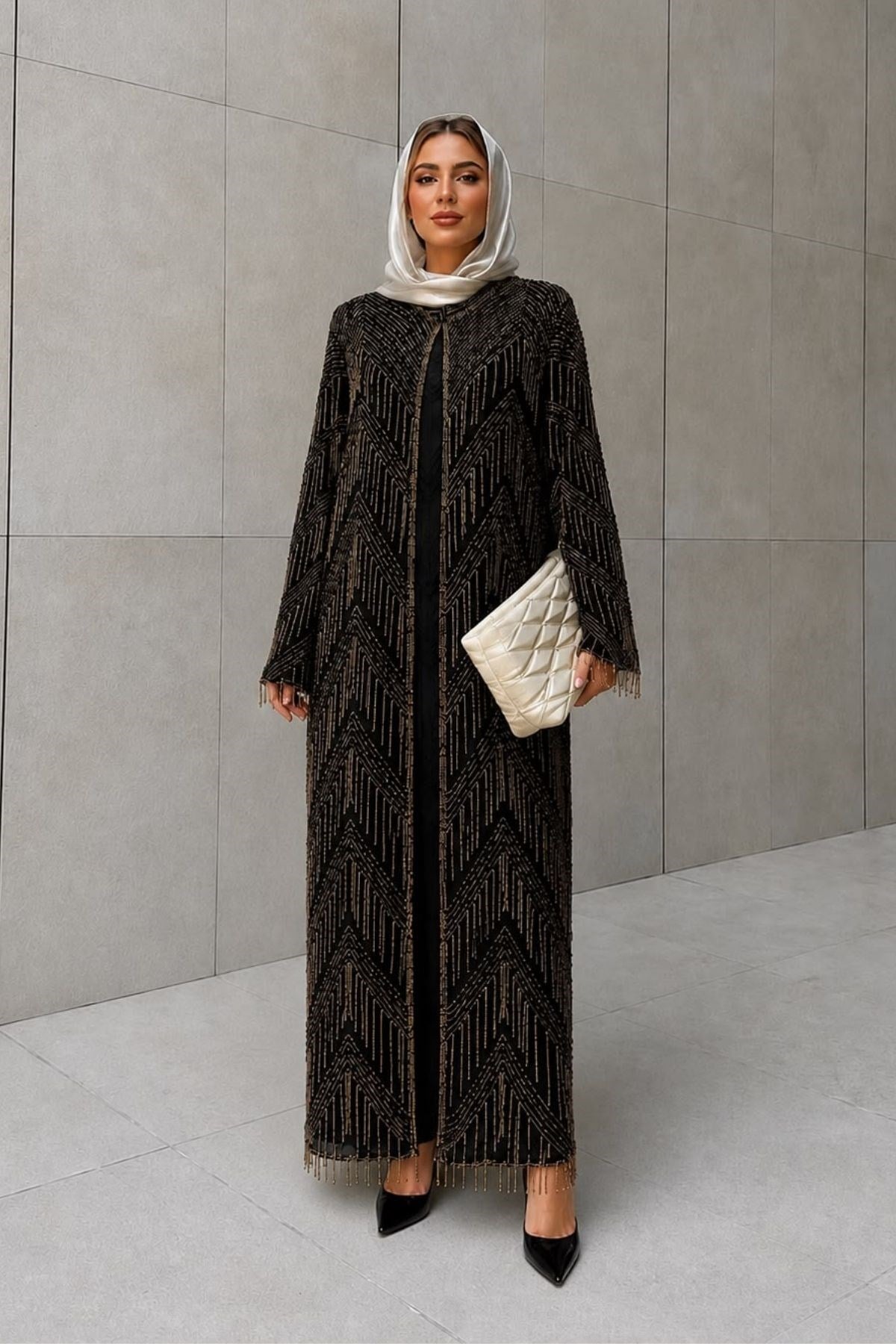 İthal Boncuk İşlemeli Abaya Gold İşlemeli