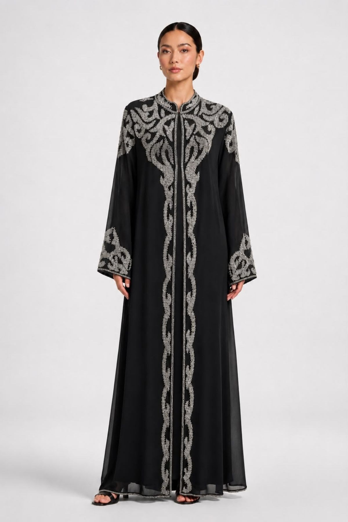 İthal Özel Kasnak İşlemeli Siyah Abaya
